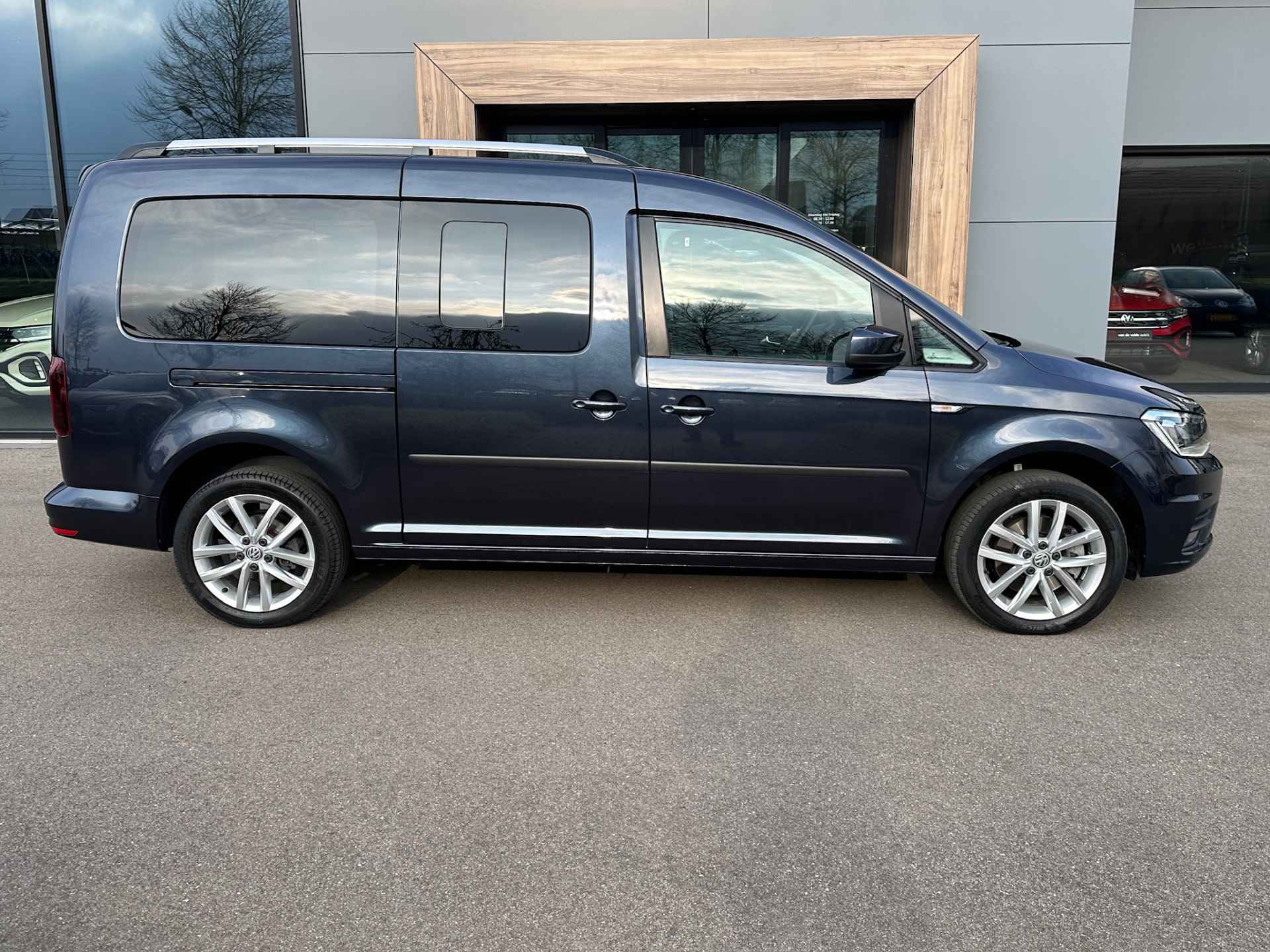 Volkswagen Caddy Maxi 1.4 TSI DSG Trendline | Trekhaak | Xenon | Navi | Adapt. Cruise | Rijklaar incl. garantie - 2/31