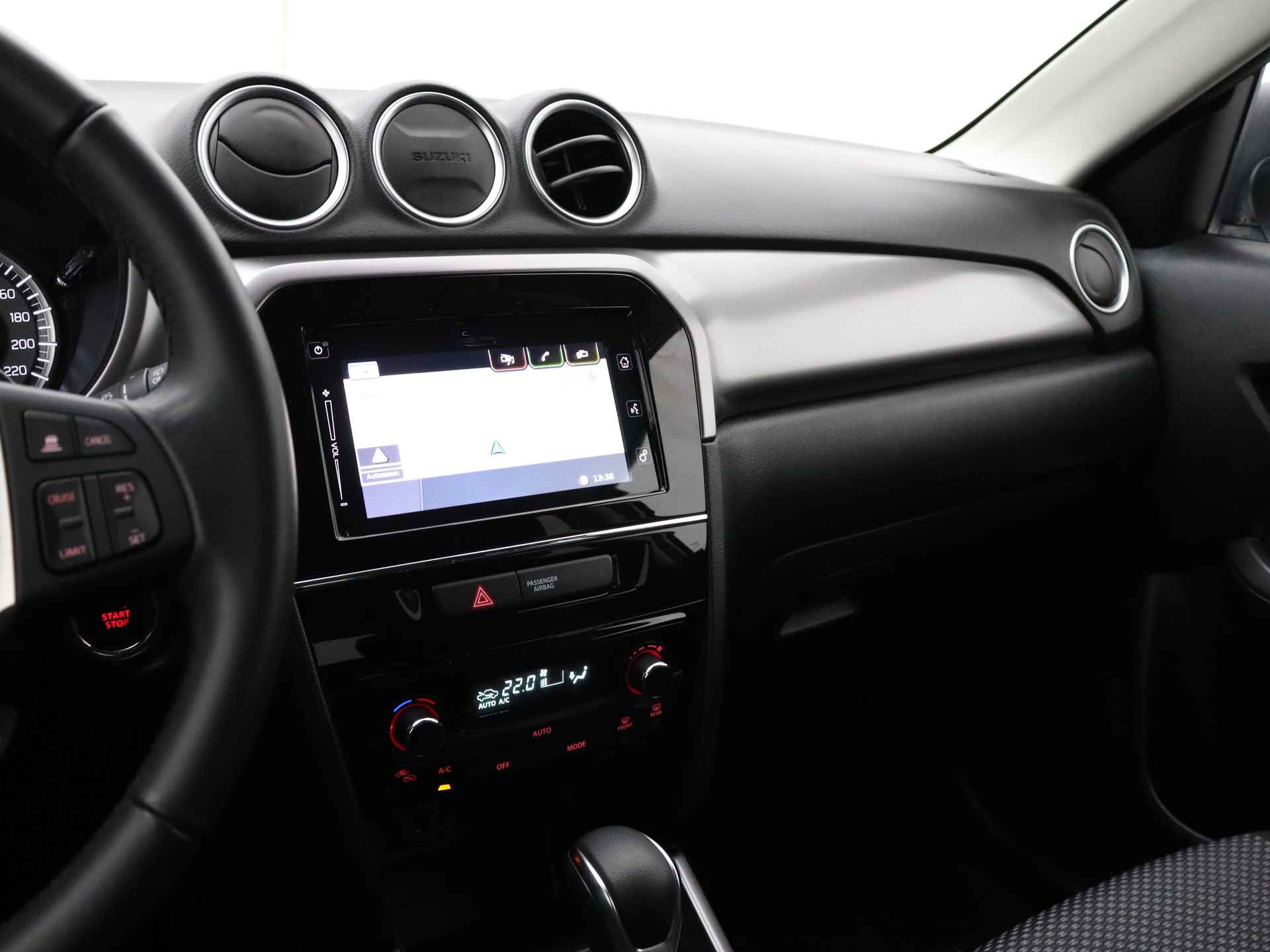 Suzuki Vitara 1.5 Hybrid Select Automaat | Navigatie | Lichtmetalen Velgen | Stoelverwarming | - 7/37