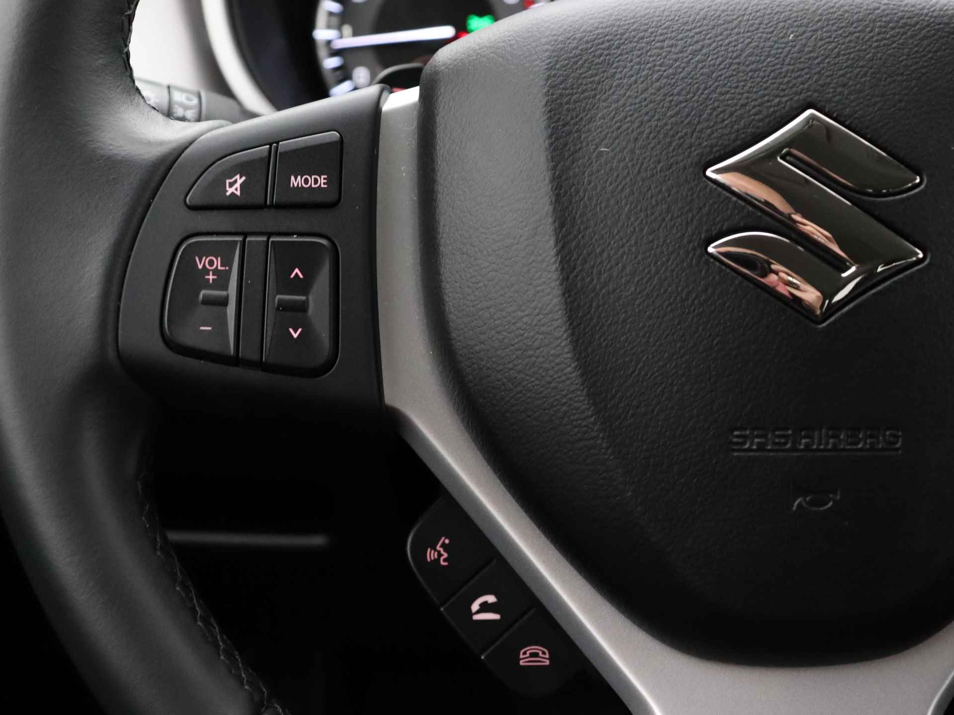 Suzuki Vitara 1.5 Hybrid Select Automaat | Navigatie | Lichtmetalen Velgen | Stoelverwarming | - 18/37