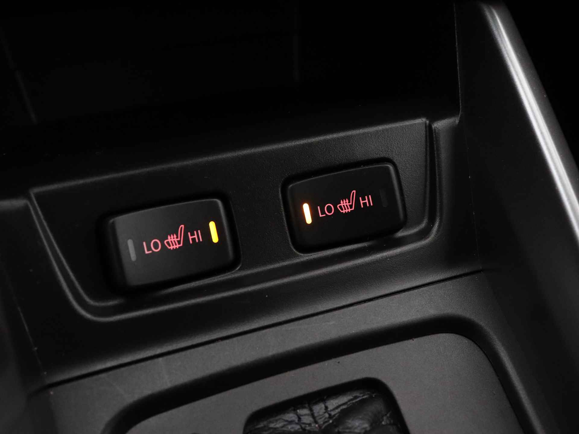 Suzuki Vitara 1.5 Hybrid Select Automaat | Navigatie | Lichtmetalen Velgen | Stoelverwarming | - 29/37