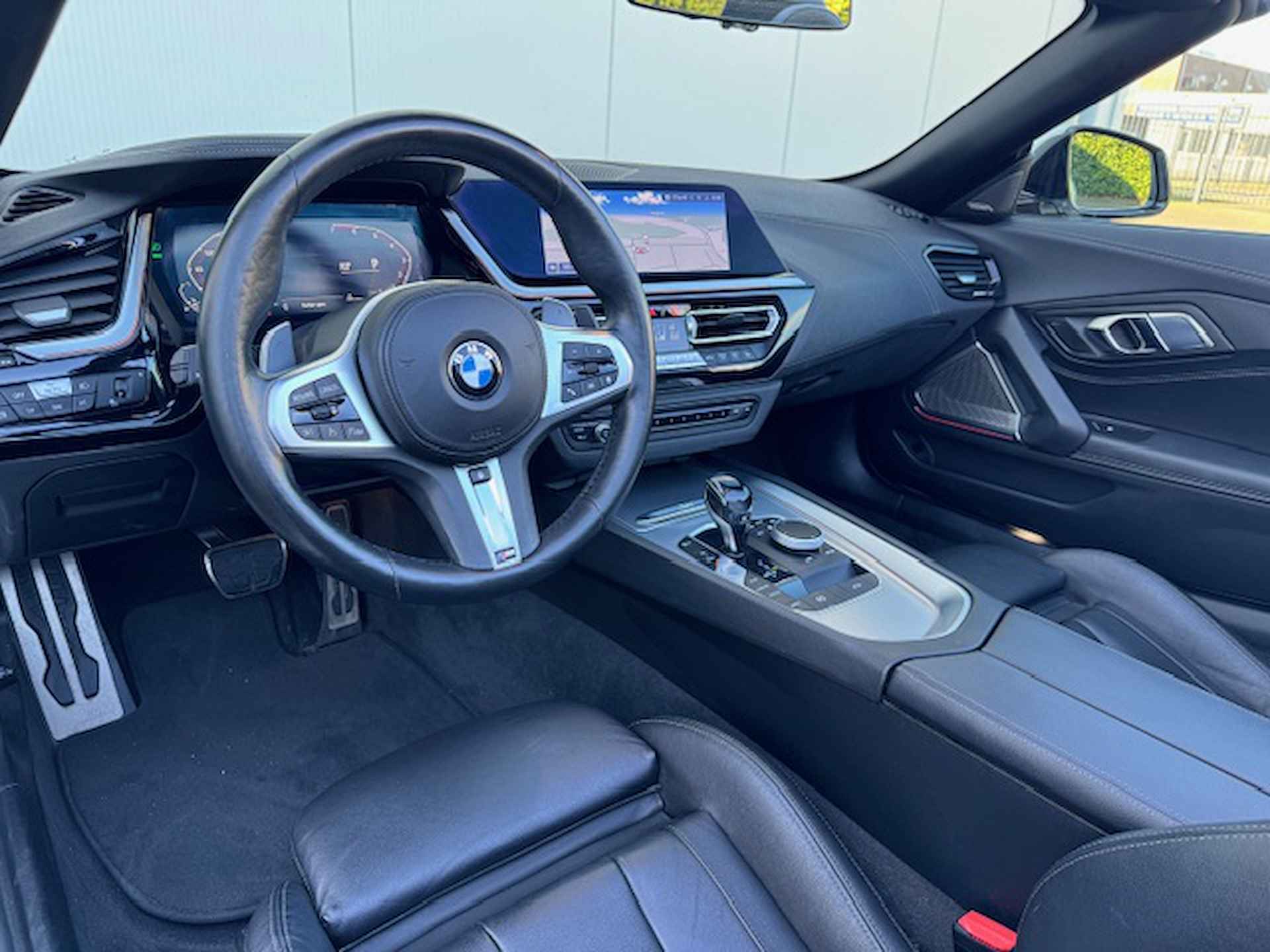 BMW Z4 Roadster sDrive20i High Executive M-sport M-sport , 19" 255 V 275 A , Harman-Kardon , Sportuitlaatsysteem , BMW LED light , Stuur&stoelverwarming , Sfeerverlichting , PTS voor en achter - 10/29