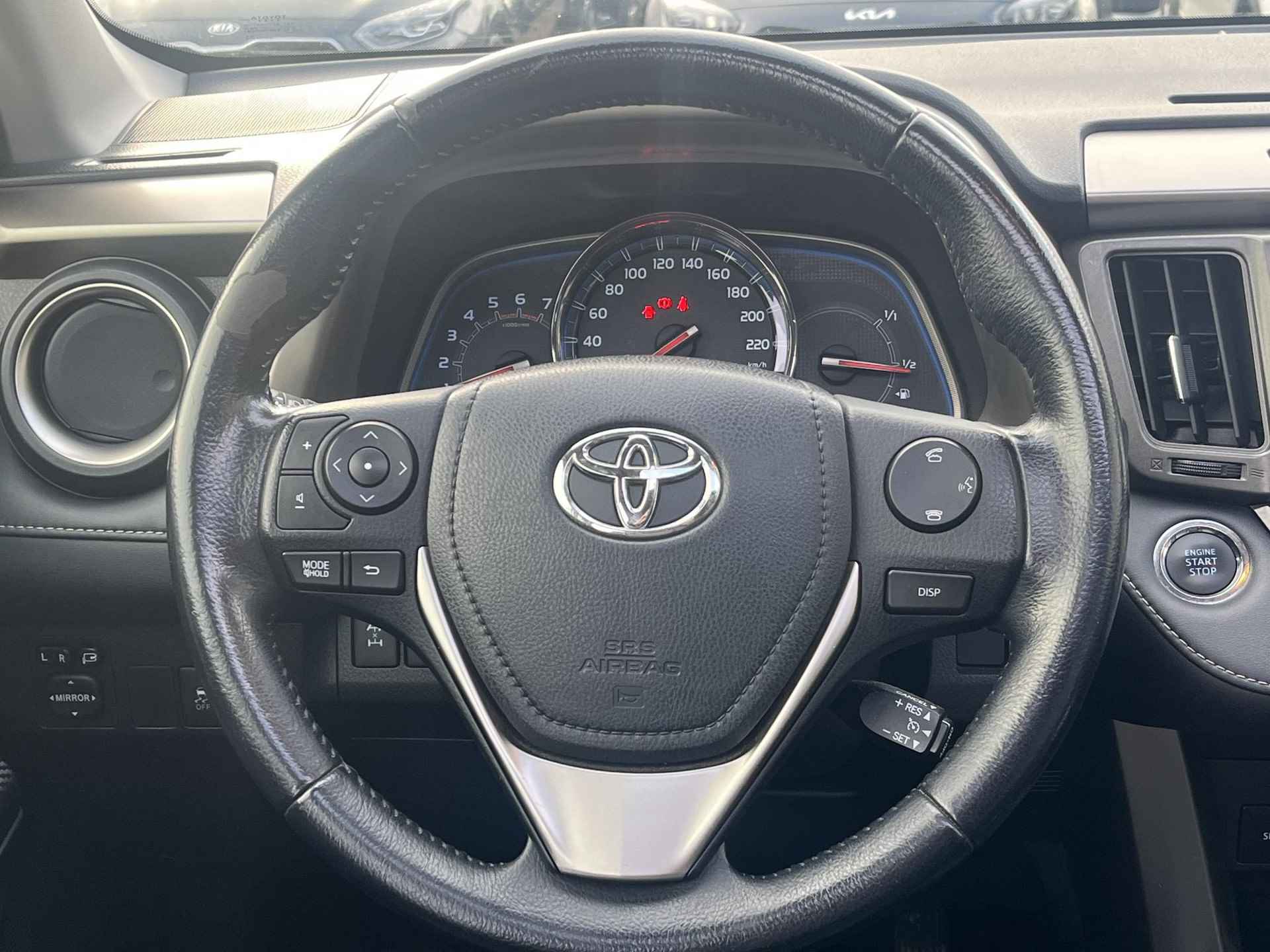 Toyota RAV4 2.0D Executive Business 4WD Schuif/kanteldak, Trekhaak, Dodehoekdetectie, Navigatie, Nieuw geleverd en dealeronderhouden, JBL, LMV, Stoelverwarming, Lederen bekleding - 36/59