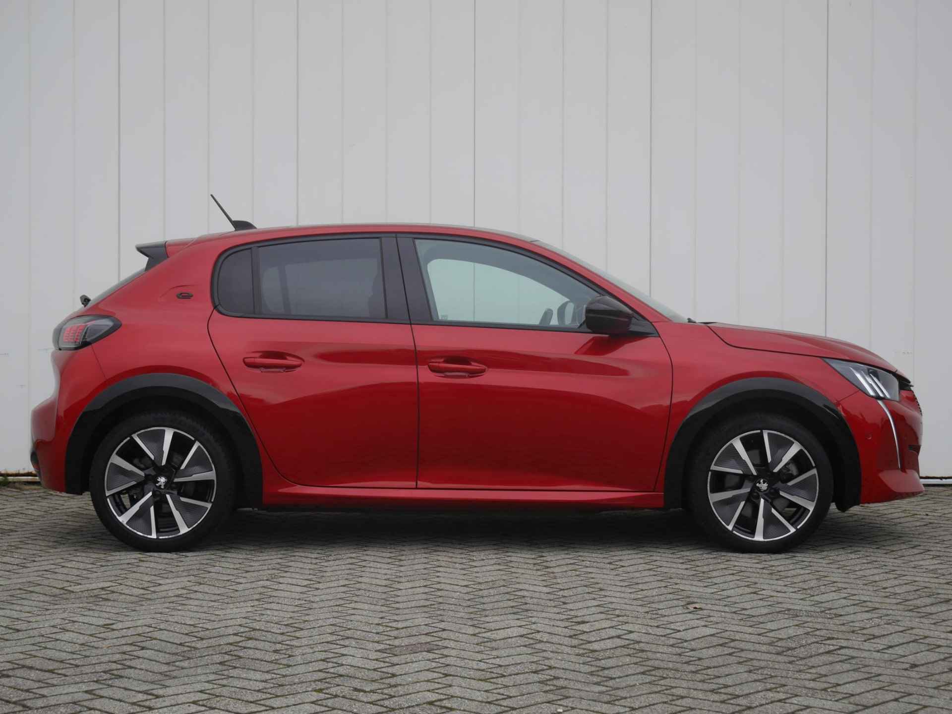 Peugeot e-208 EV GT 350 50 kWh 136 Pk | VERKOCHT | 3-Fase | Navigatie | Alcantara | Panorama Dak | Keyless Entry | Climate Control | Cruise Control | Stoelverwarming - 6/52