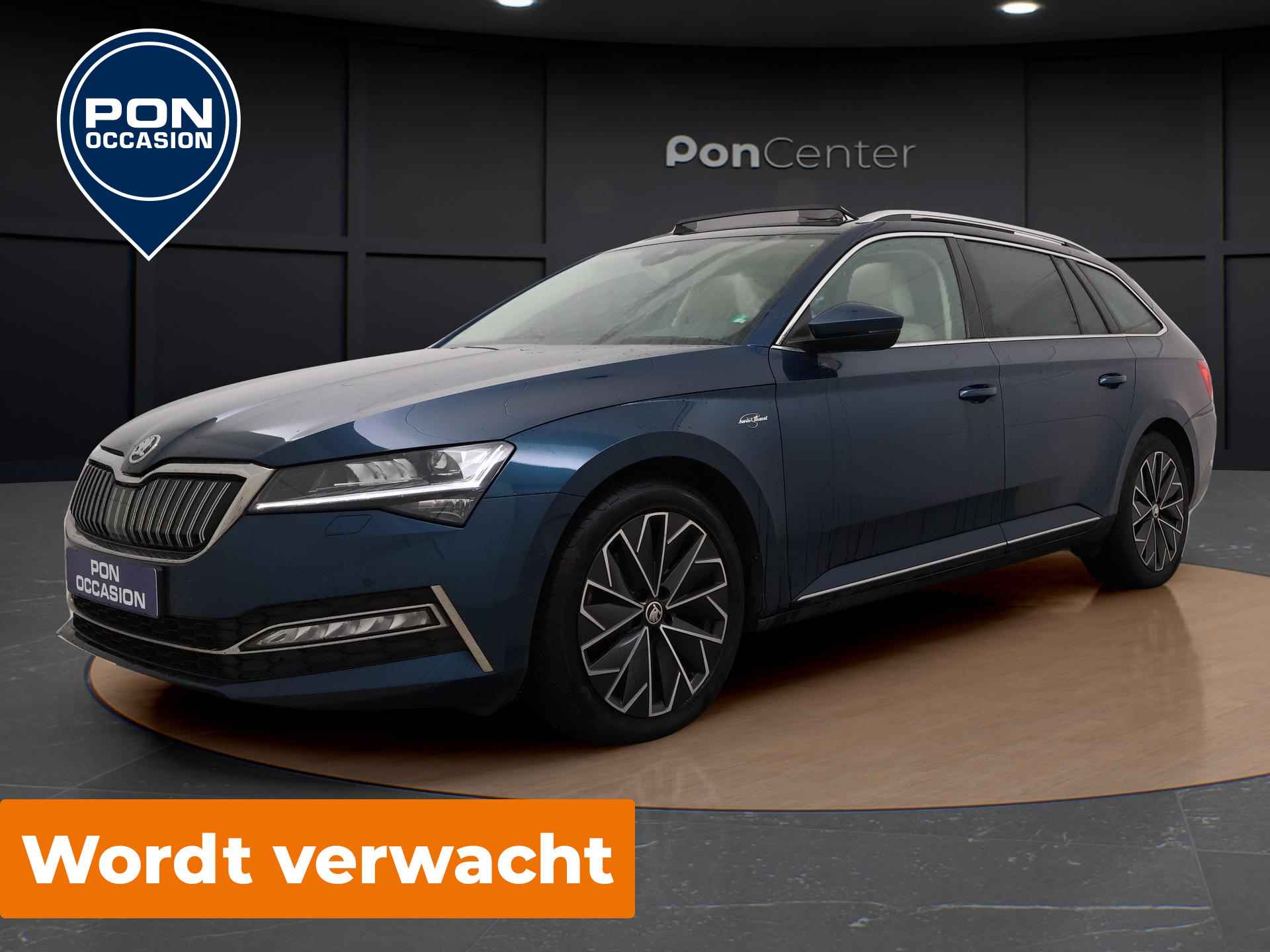 Skoda Superb Combi 1.4 TSI 218 PK DSG iV Laurin & Klement | WORDT VERWACHT | Apple CarPlay | Panoramadak | Lederen bekleding | Keyless | Matrix LED |