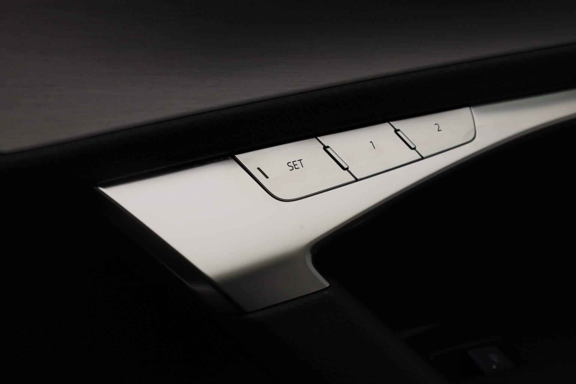 Audi A6 Avant 55 TFSI e 367PK S-tronic quattro Competition | Pano | Trekhaak | Leer | HD Matrix LED | 20 inch | HUD | Camera | ACC | Keyless - 49/57