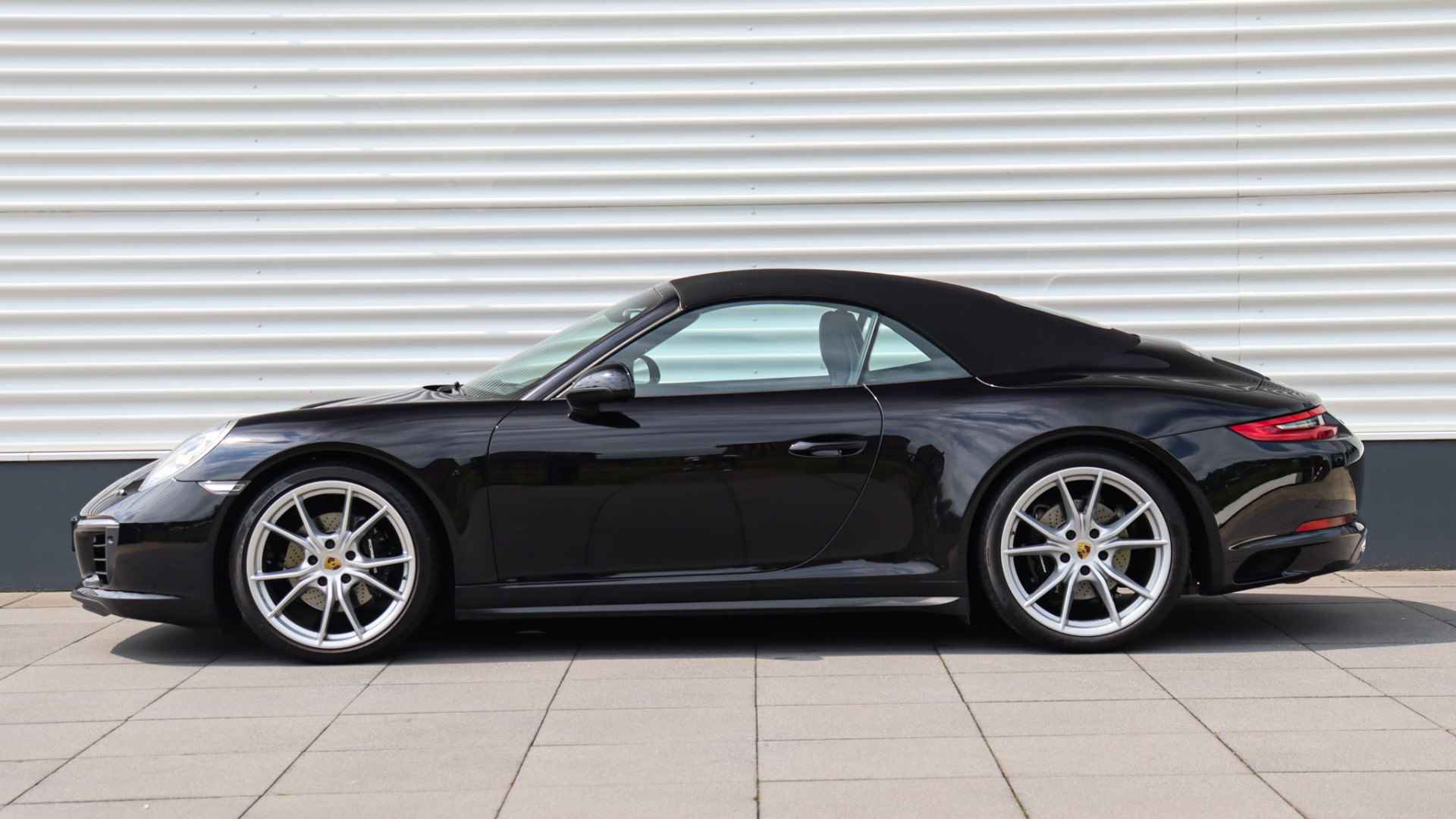 Porsche 911 Cabrio 3.0 Carrera 4 | Stoelventilatie | BOSE Sound | Sportuitlaat | Adaptieve Cruise Control | Sport Chrono Pakket - 31/32