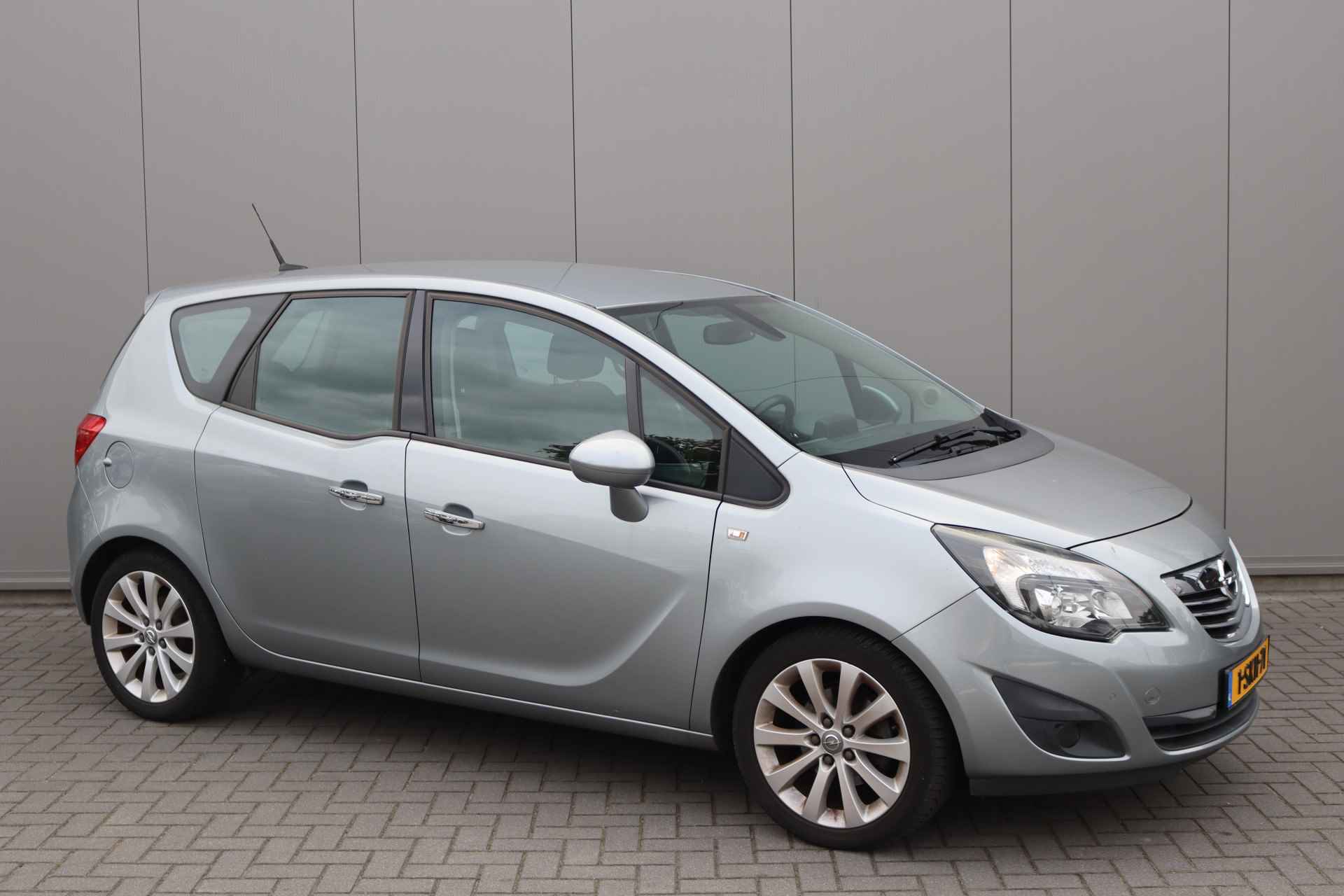 Opel Meriva 1.4 Turbo 120PK Automaat Cosmo Navigatie/Winter-Pack/Cruise-Control - 2/28