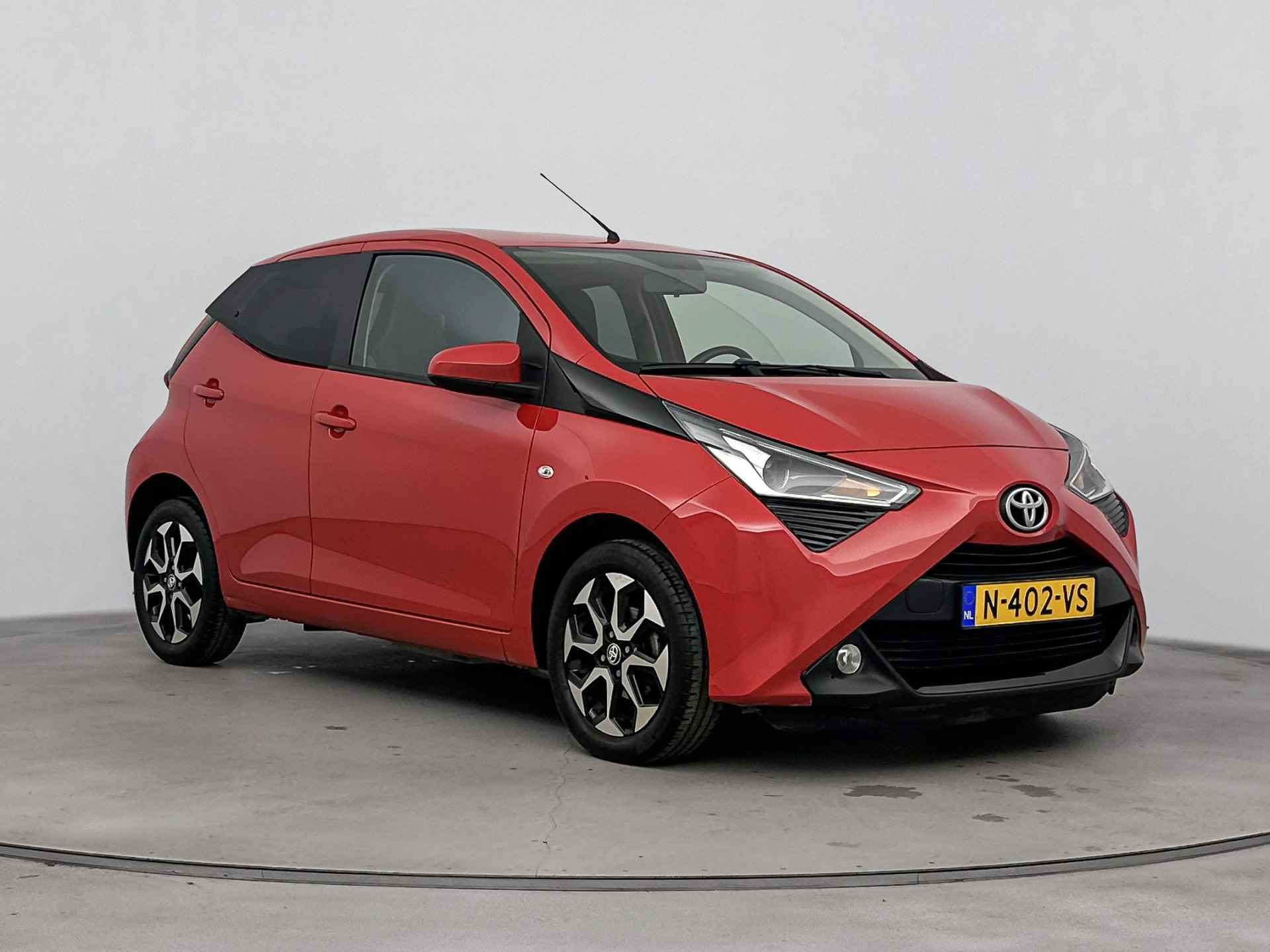 Toyota Aygo 1.0 VVT-i x-joy | Climate Control | LM velgen | Apple Carplay/Android Auto | - 27/39