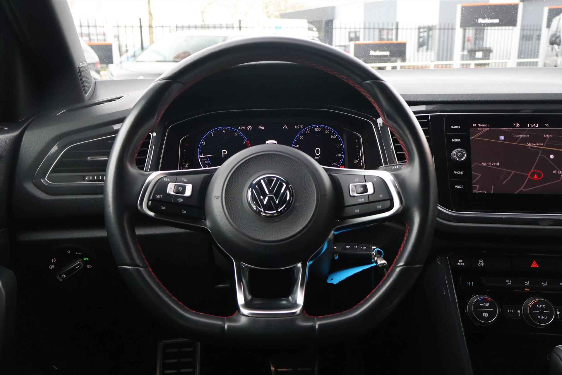 Volkswagen T-Roc 1.5 TSI R-LINE 150pk I Carplay | Virtual | DAB | Navigatie I Camera I ACC I Climate I - 18/40