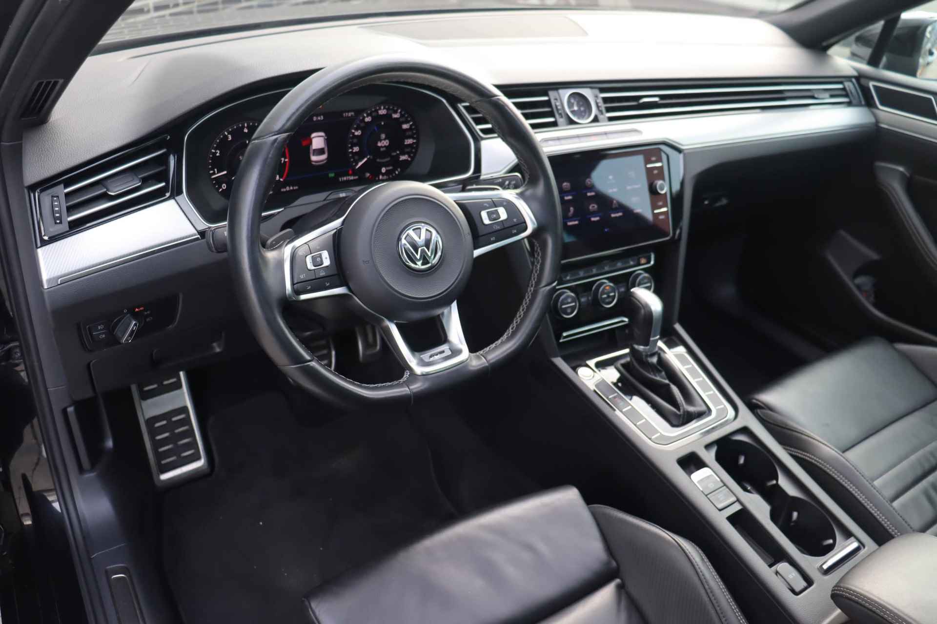 Volkswagen Passat 1.4 TSI ACT Highline Business R | R Line | Virtual Cockpit | Panoramadak - 7/47