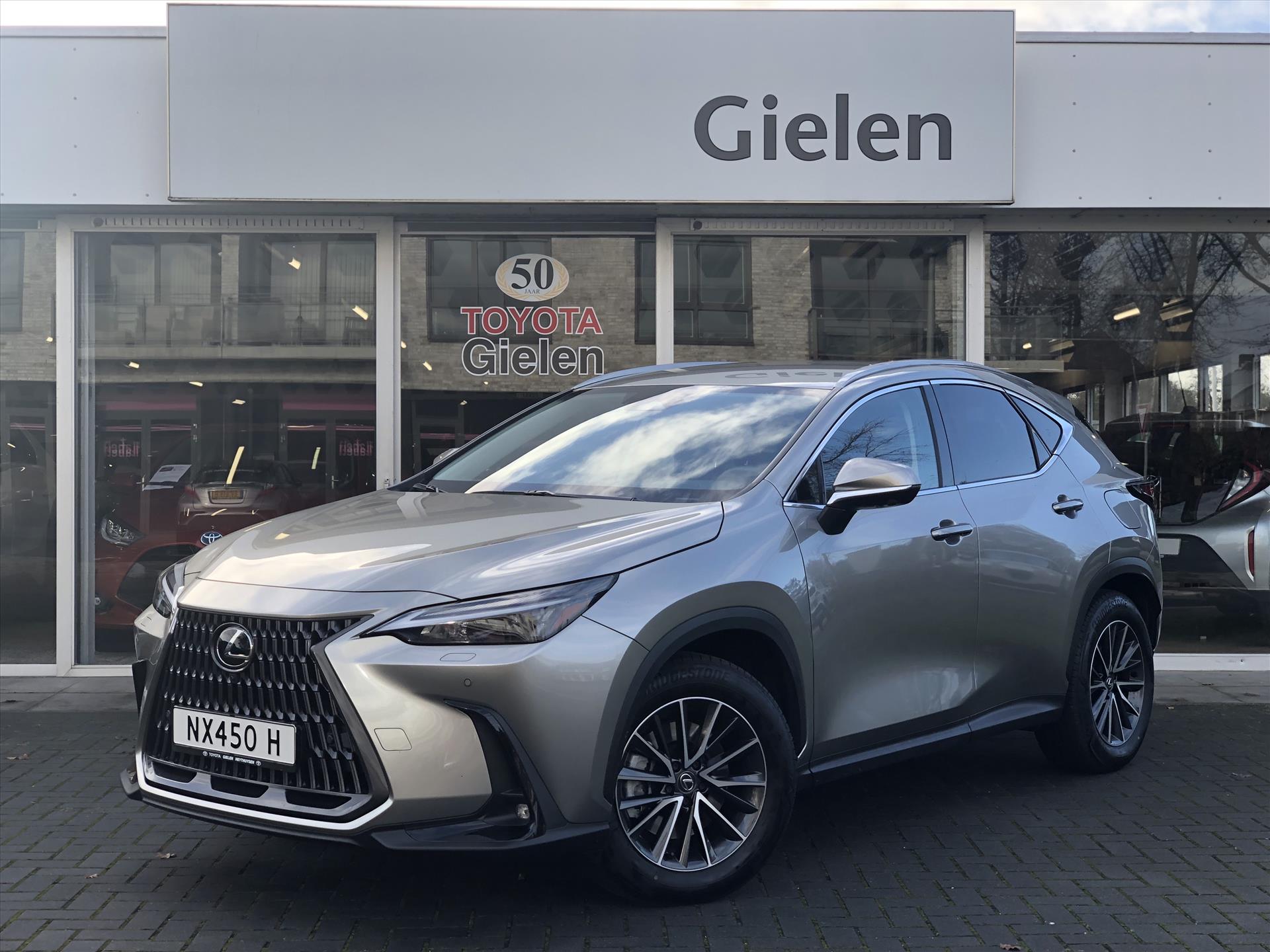 Lexus Nx 450h+ AWD Executive Line | Head up display, 360 camera, Groot scherm, Stoelventilatie, Stuurverwarming, Geheugenfunctie