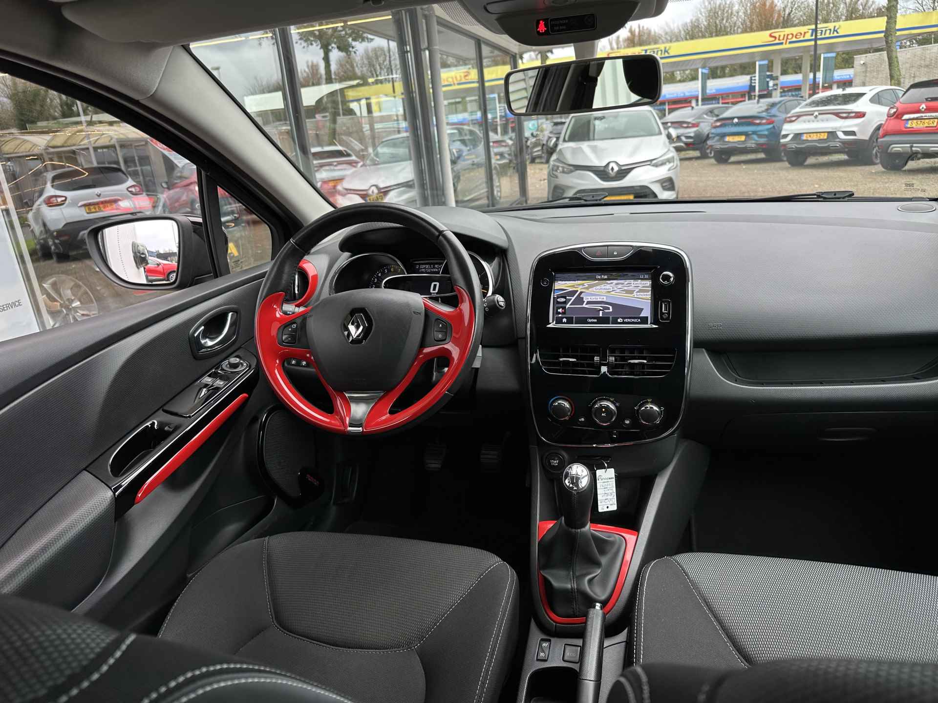 Renault Clio Expression Tce 90 | parkeersensor | lichtmetalen velgen | 1e eig | tijdelijk gratis Top Afleverpakket twv Eur 695 - 11/33