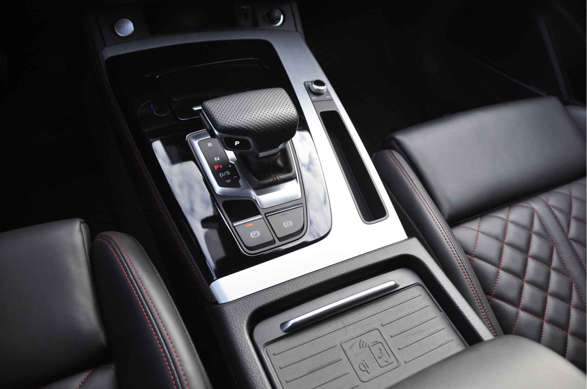 Audi Q5 50 TFSI e 2xS-Line B&O Trekhaak Luxe Lederen bekleding Ambient Verlichting - 50/53