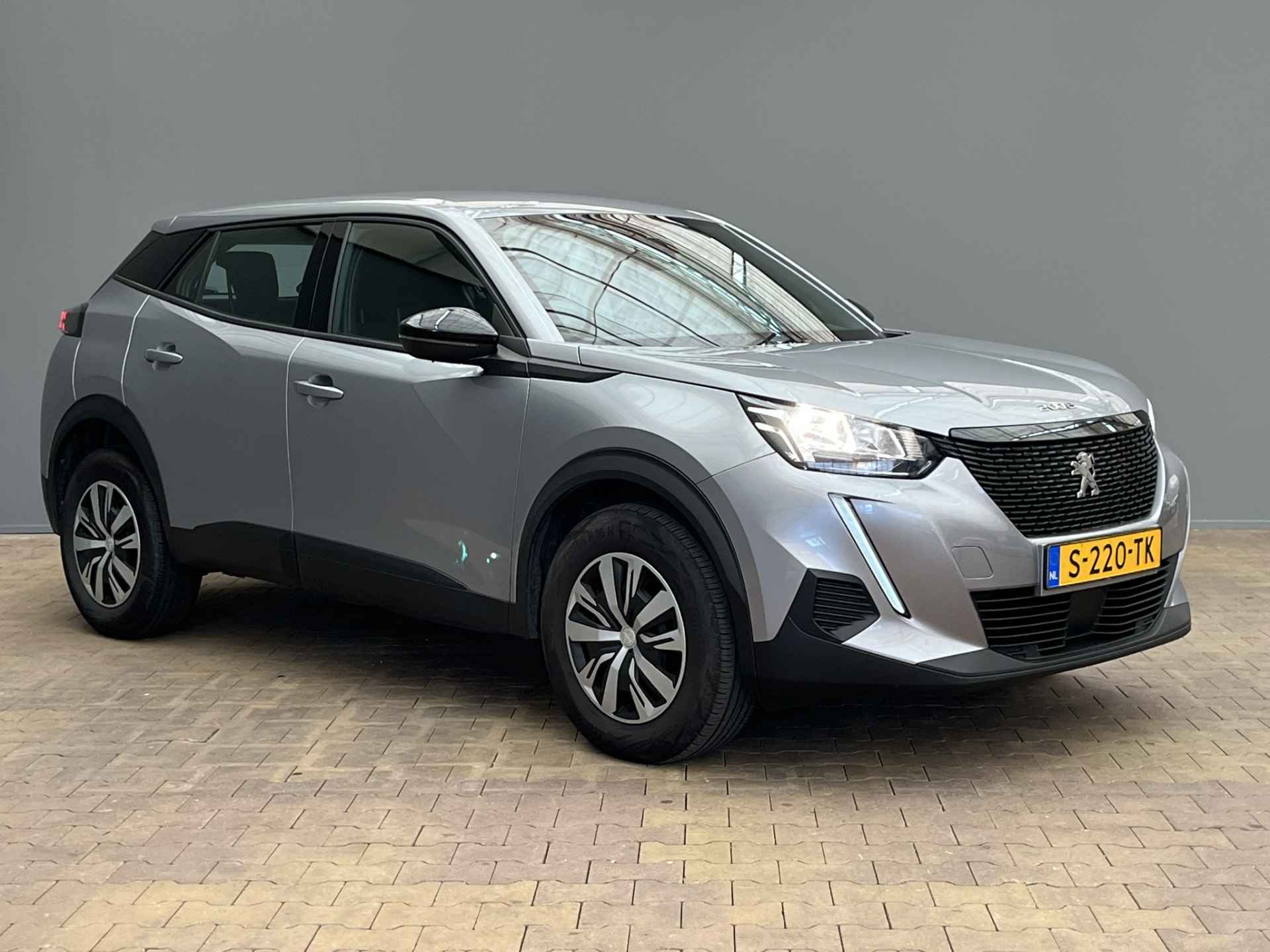 Peugeot 2008 Active 1.2 100PK Airconditioning | Cruise control | Parkeersensoren | LED | Active city brake | etc - 12/40