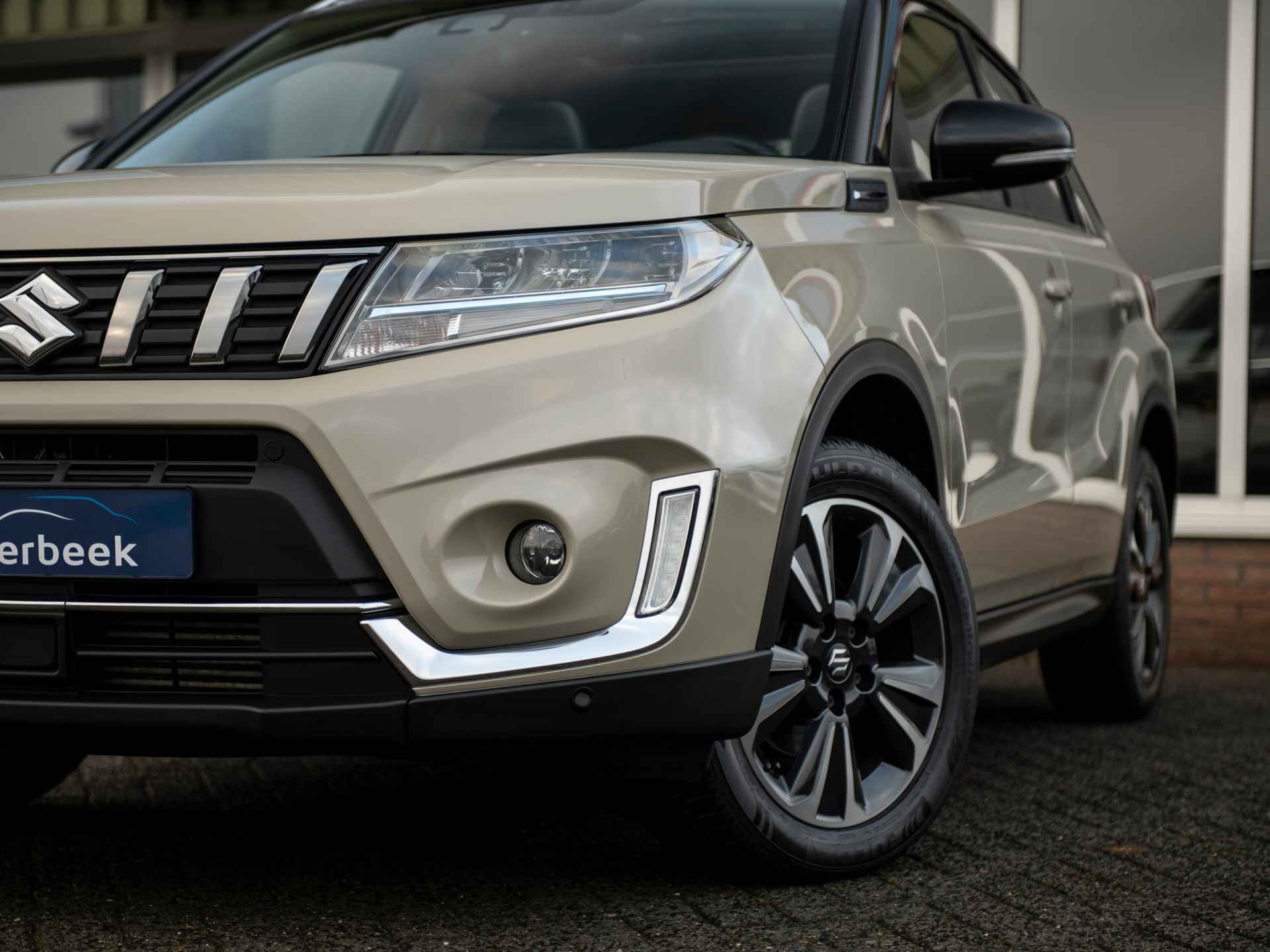 Suzuki Vitara 1.4 Boosterjet 140pk AllGrip Stijl | Dealeronderhouden! | Panoramadak | Trekhaak afneembaar | 4x4 | Navi | Camera | ACC | TwoTone | LED | Suzuki Safety System Pro - 21/48