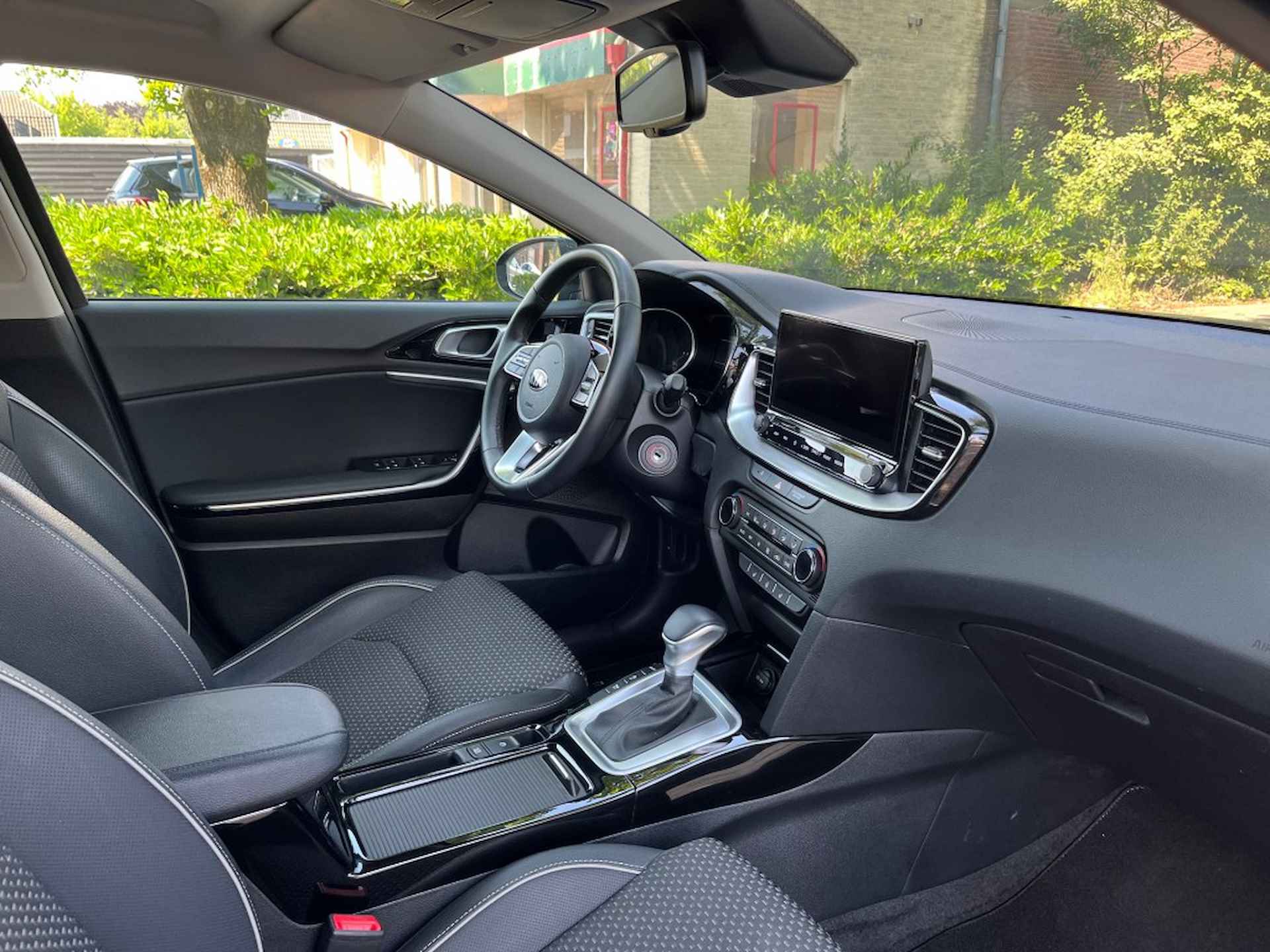 KIA Xceed 1.5 T-GDI DYNAMICLINE AUTOMAAT / NAVI / CAMERA / CARPLAY - 2/17