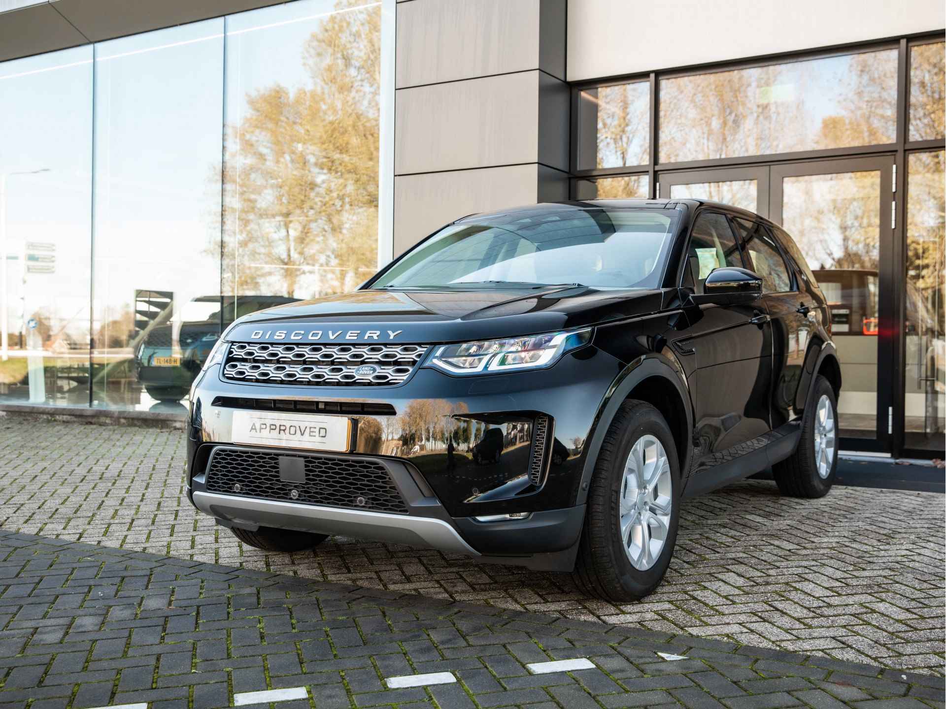 Land Rover Discovery Sport P200 S | Surround Camera | Stoelverwarming | Elektrische Achterklep | - 11/56