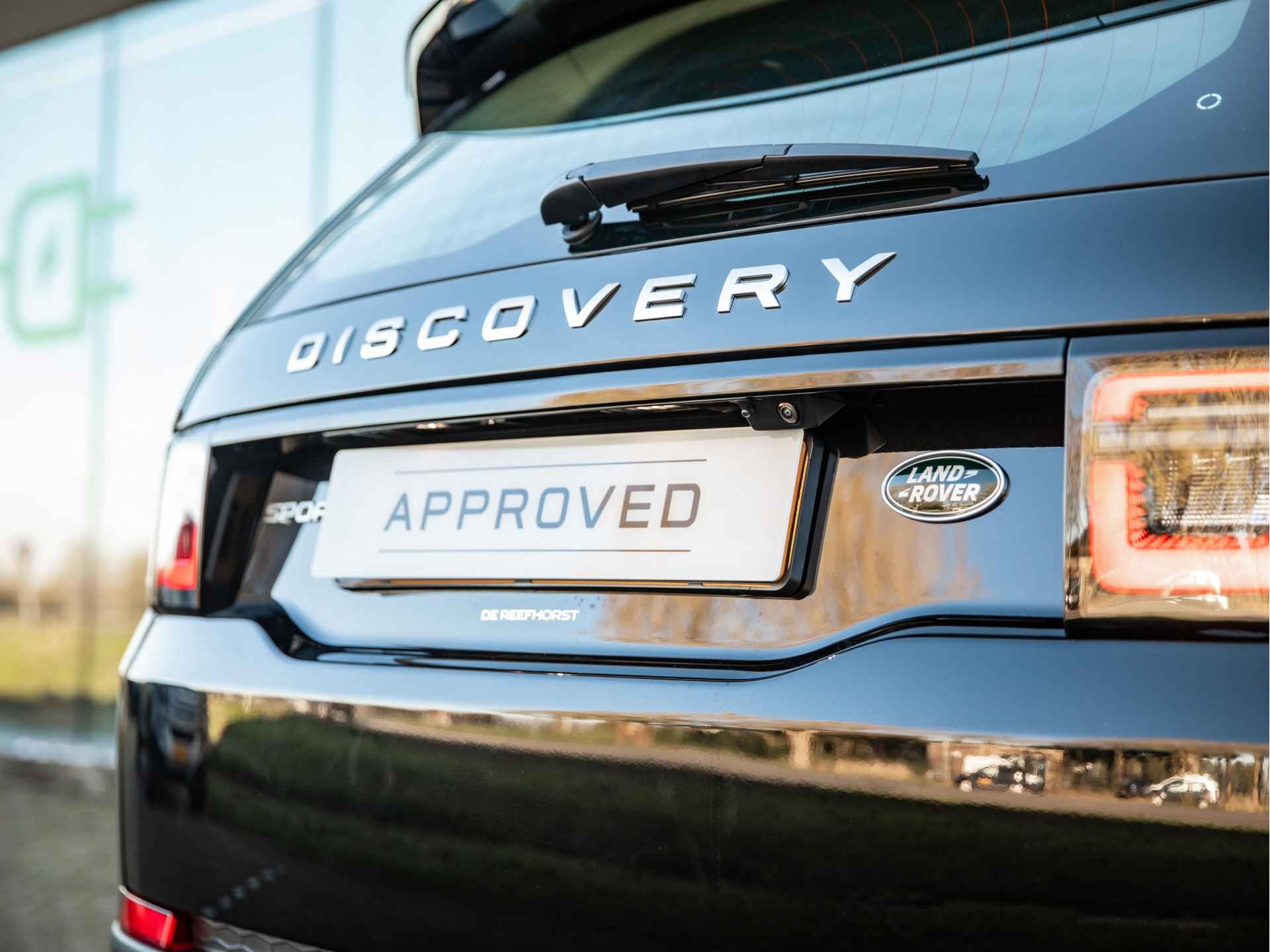 Land Rover Discovery Sport P200 S | Surround Camera | Stoelverwarming | Elektrische Achterklep | - 24/56