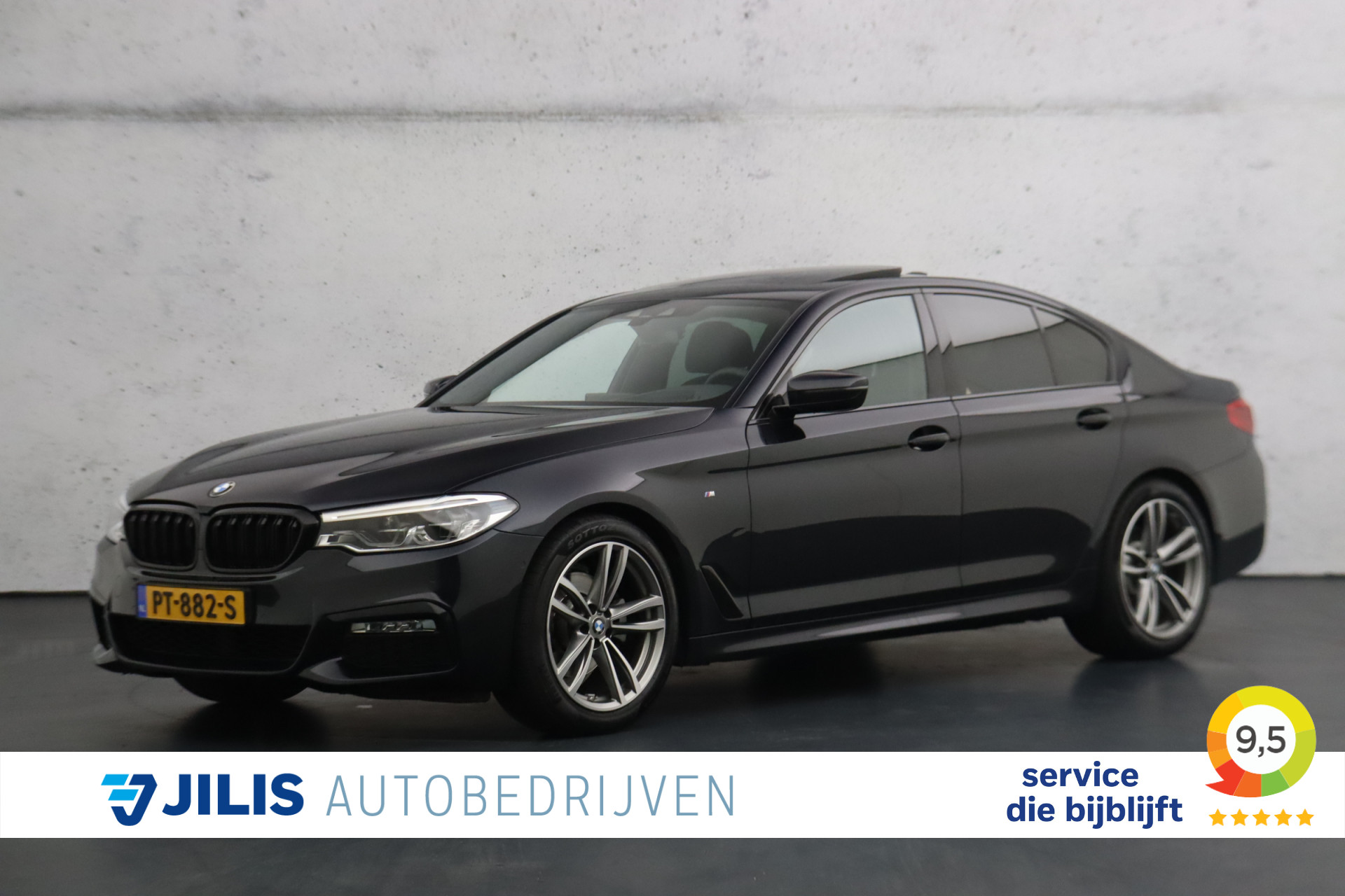 BMW 5 Serie 520i M-sport | Schuifdak | Memory seats | Head-up | Dealeronderhouden | Leder bij viaBOVAG.nl
