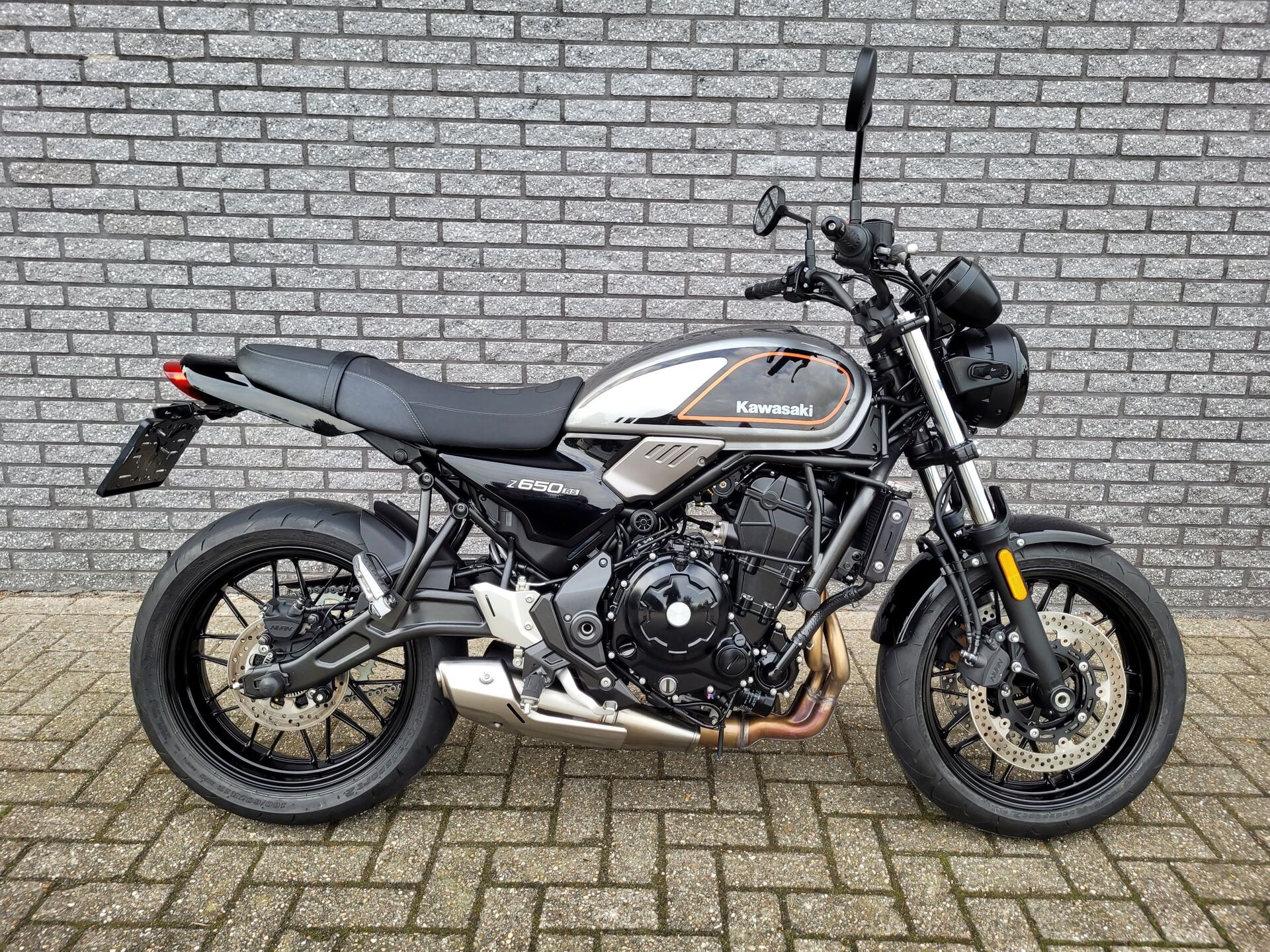 Kawasaki Z650RS bij viaBOVAG.nl