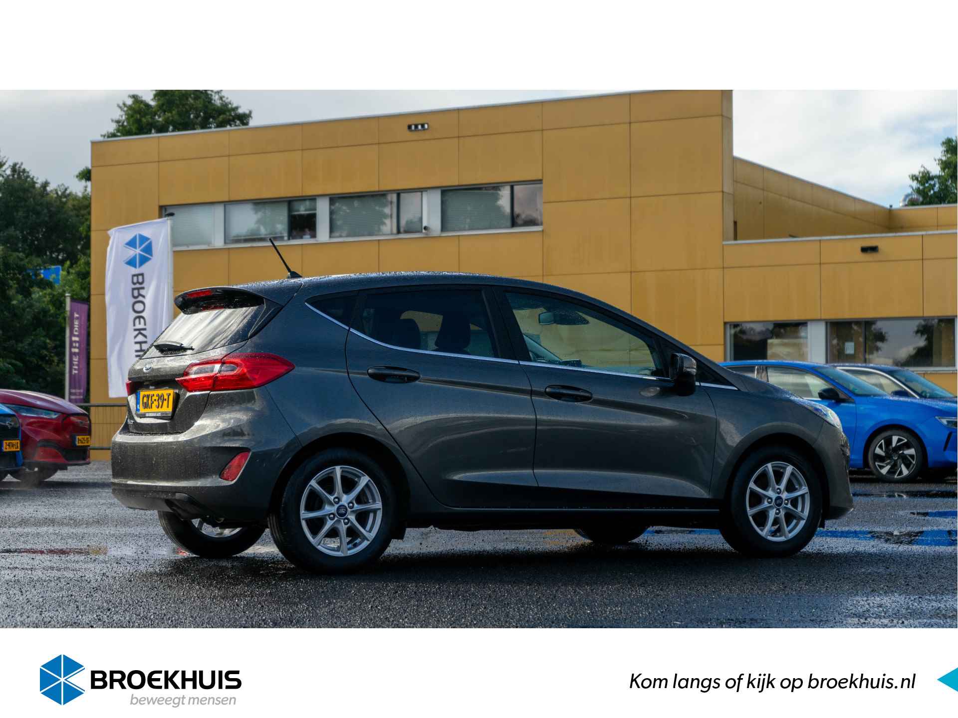 Ford Fiesta 1.0 EcoBoost 100pk 5dr Titanium, Winterpakket, parkeersensoren,cruisecontrol,navigatie apple carplay - 2/21