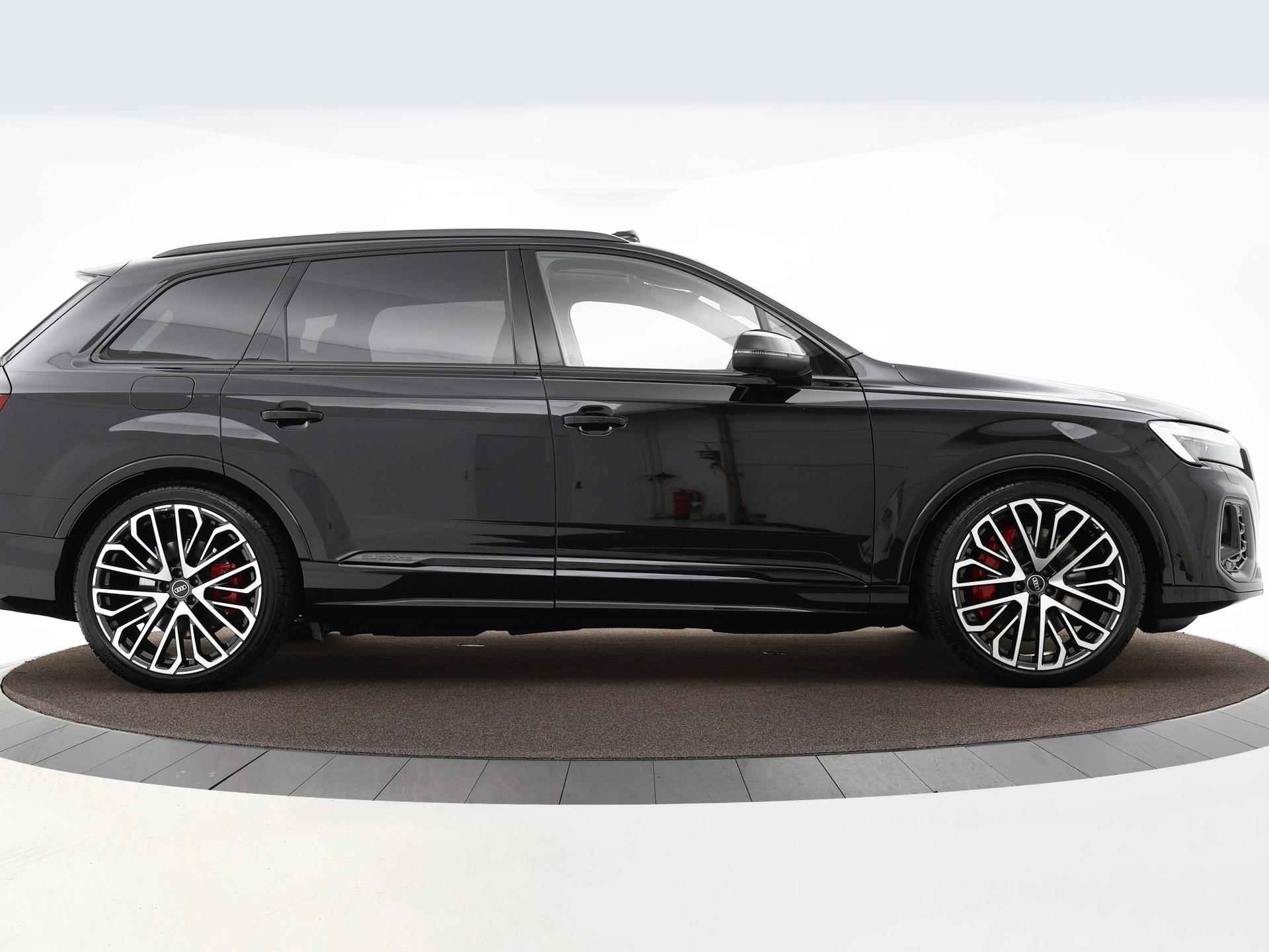 Audi Q7 Pro Line S Competition 60 TFSIe 490pk Quattro | Keyless | Head-Up | Panoramadak | Luchtvering | Trekhaak | B&O | Achteras Besturing | 22'' Inch | Garantie t/m 07-07-2029 of 100.000km - 26/39