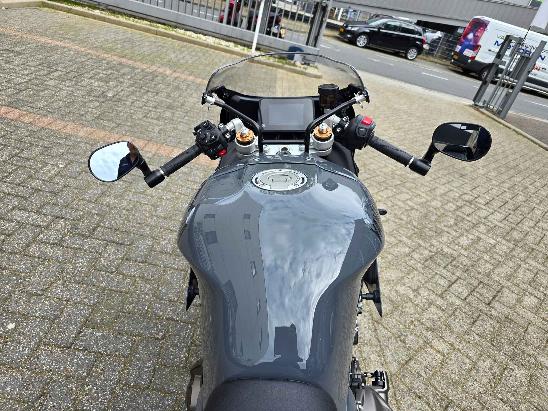 Yamaha XSR 900 GP - 18/34