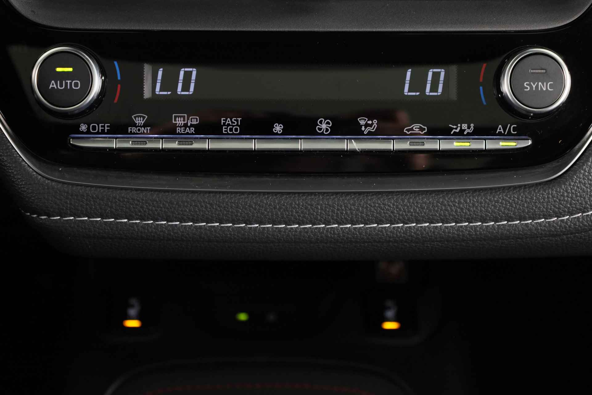 Toyota Corolla Touring Sports 2.0 Hybrid 200 GR Sport Plus *Demo* | FULL Options | Glazen Panorama /- Schuifdak | - 10/39