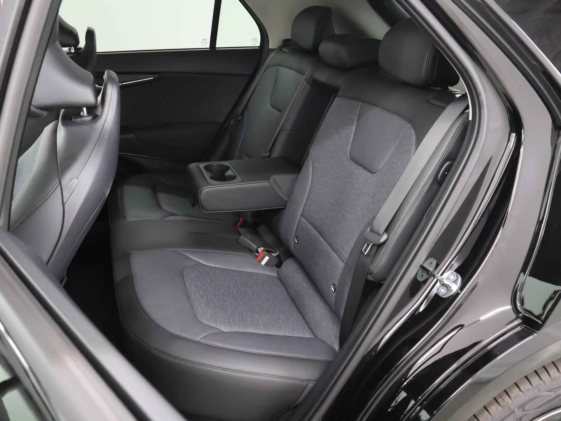 Kia Niro EV ExecutiveLine Edition  | €2000 Subsidie | Lederen Bekleding | Harman/kardon audio | Stoelventilatie | Elektrisch verstelb. bestuurdersstoel met geheugen - 12/47