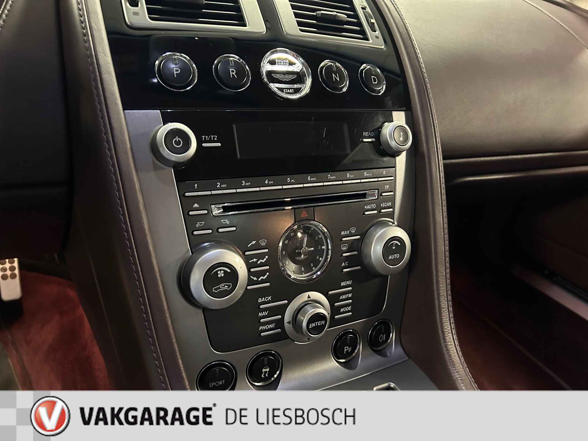 Aston Martin DB9 5.9 V12 Touchtronic | Leder| Navigatie | perfecte staat | onderhoud historie aanwezig | - 30/45