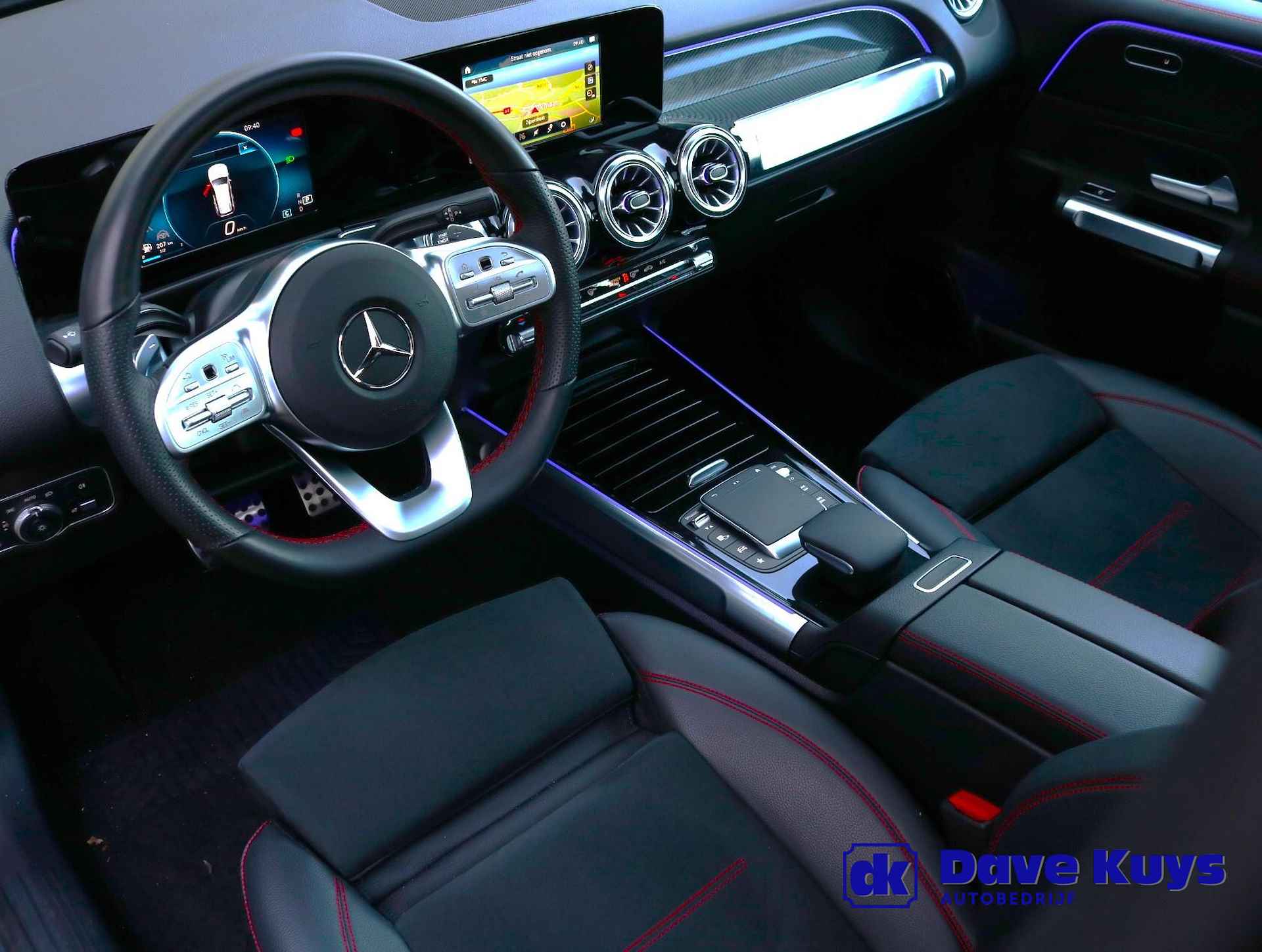 Mercedes-Benz GLB 180 Business Solution AMG - 2/12