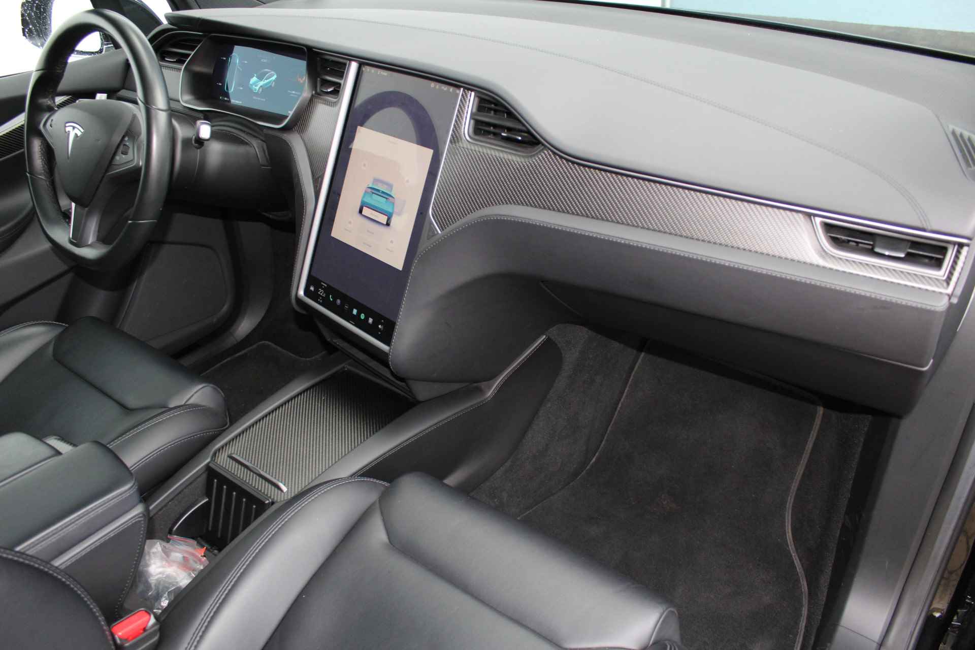 Tesla Model X 100D 6p. | Incl. BTW | Incl. 1 jaar Garantie | Wegenbelasting vrij tot 2030 | Luchtvering | Adaptive cruise | Keyless Go | Elektrisch verstelbare stoelen | Navigatie | Stoelverwarming  | Achteruitrijcamera | 20 " LM | LED verlichting | Parkeersensoren V+A | Vleugel deuren | Elektrische kofferbak | Trekhaak 2250 kg | Origineel Nederlandse auto | NAP | - 34/63