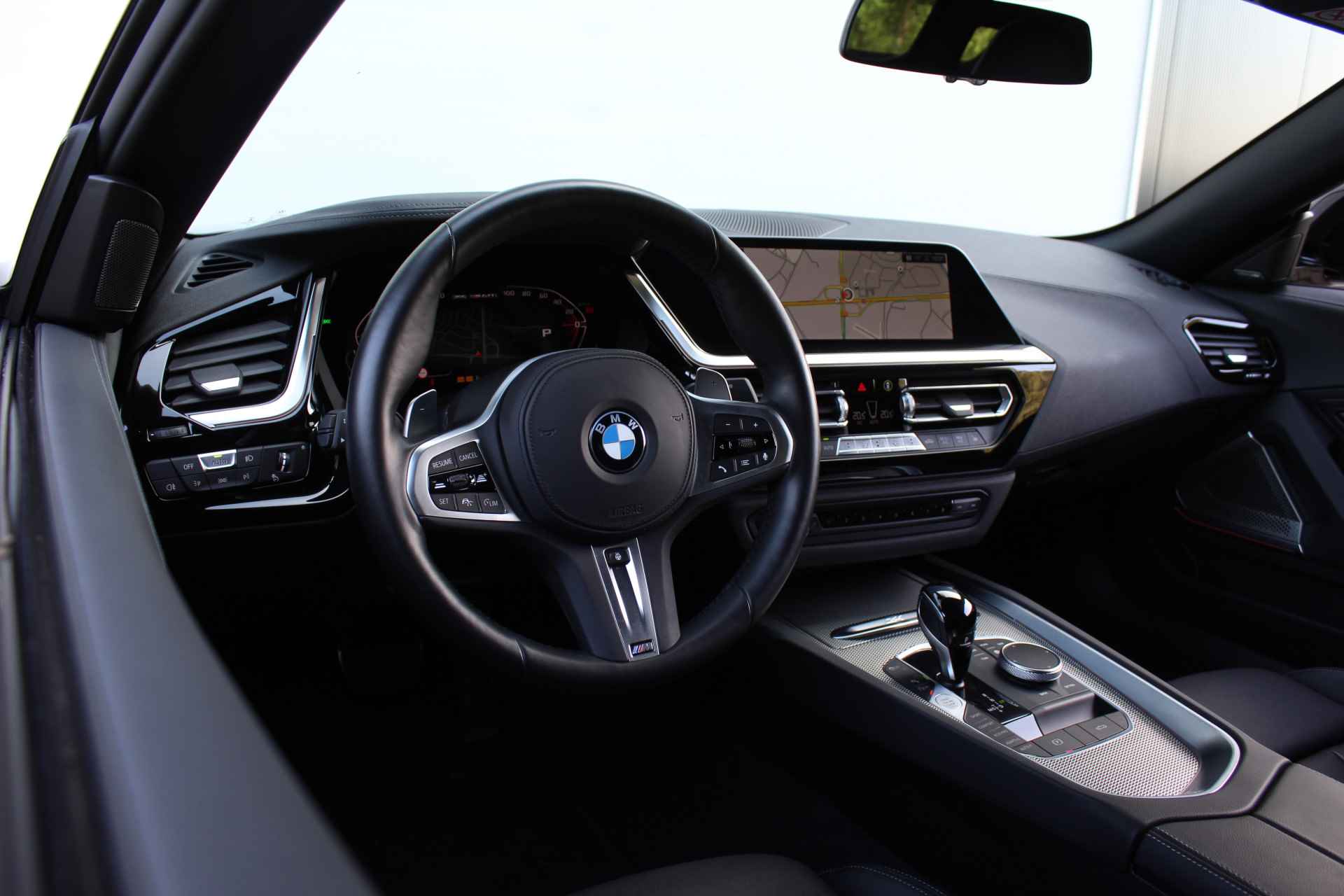 BMW Z4 Roadster M40i High Executive M Sport Automaat / BMW M 50 Jahre uitvoering / Adaptief M Onderstel / Adaptieve LED / Head-Up / Parking Assistant / Harman Kardon - 6/39