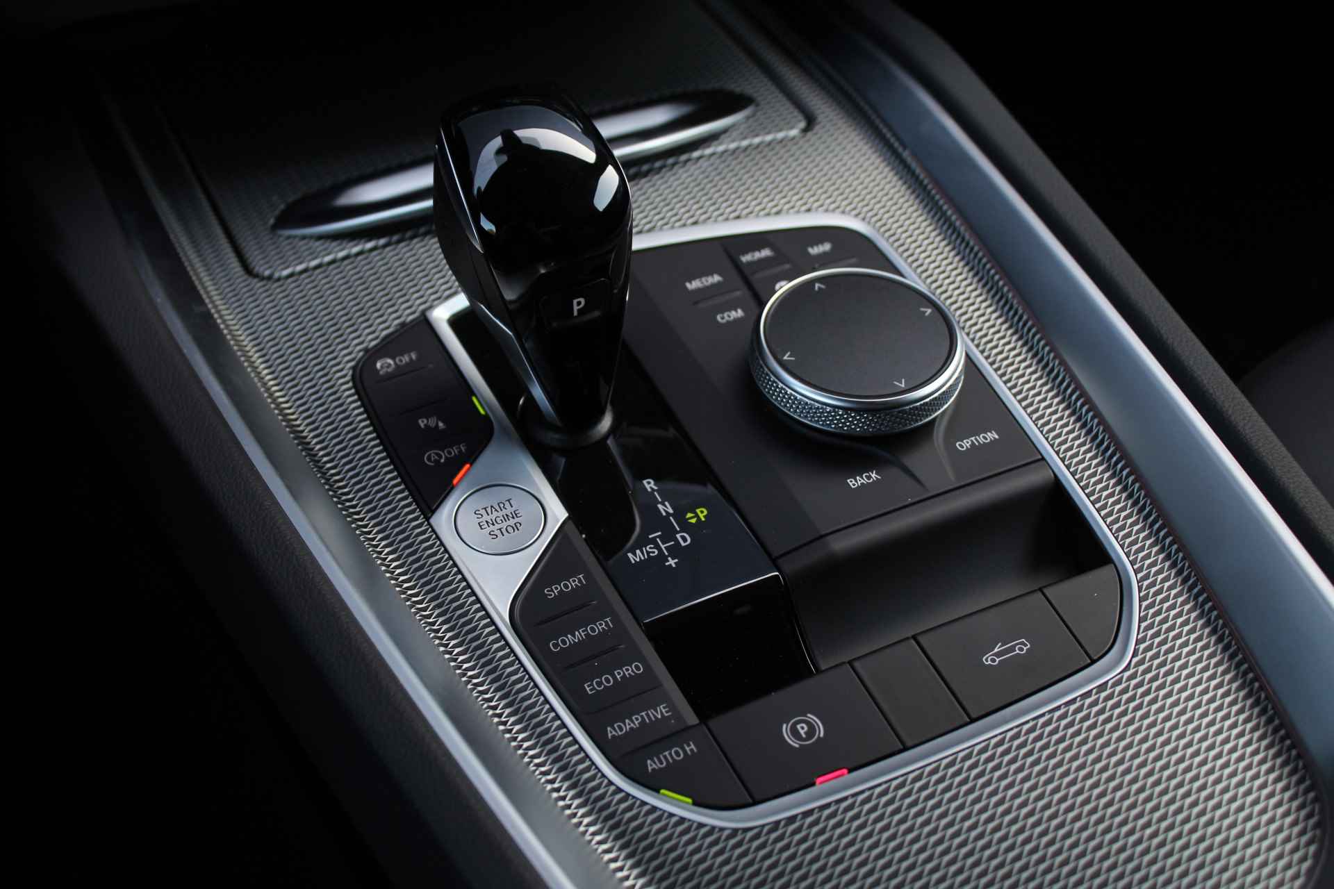 BMW Z4 Roadster M40i High Executive M Sport Automaat / BMW M 50 Jahre uitvoering / Adaptief M Onderstel / Adaptieve LED / Head-Up / Parking Assistant / Harman Kardon - 32/39