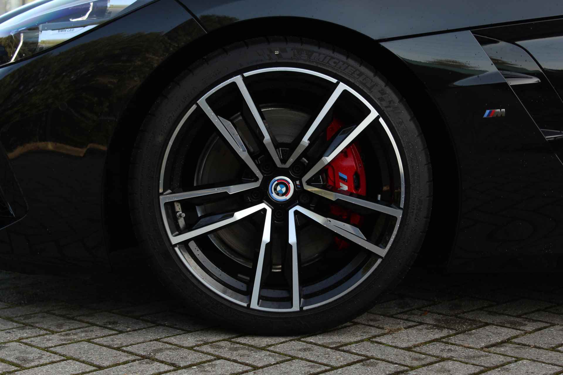 BMW Z4 Roadster M40i High Executive M Sport Automaat / BMW M 50 Jahre uitvoering / Adaptief M Onderstel / Adaptieve LED / Head-Up / Parking Assistant / Harman Kardon - 38/39