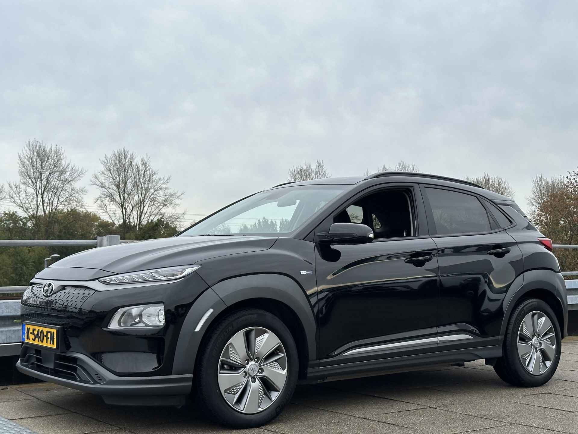 Hyundai KONA EV Fashion 64 kWh | Krell Audio | Navigatie | Climate Control Rijklaarprijs! - 8/43