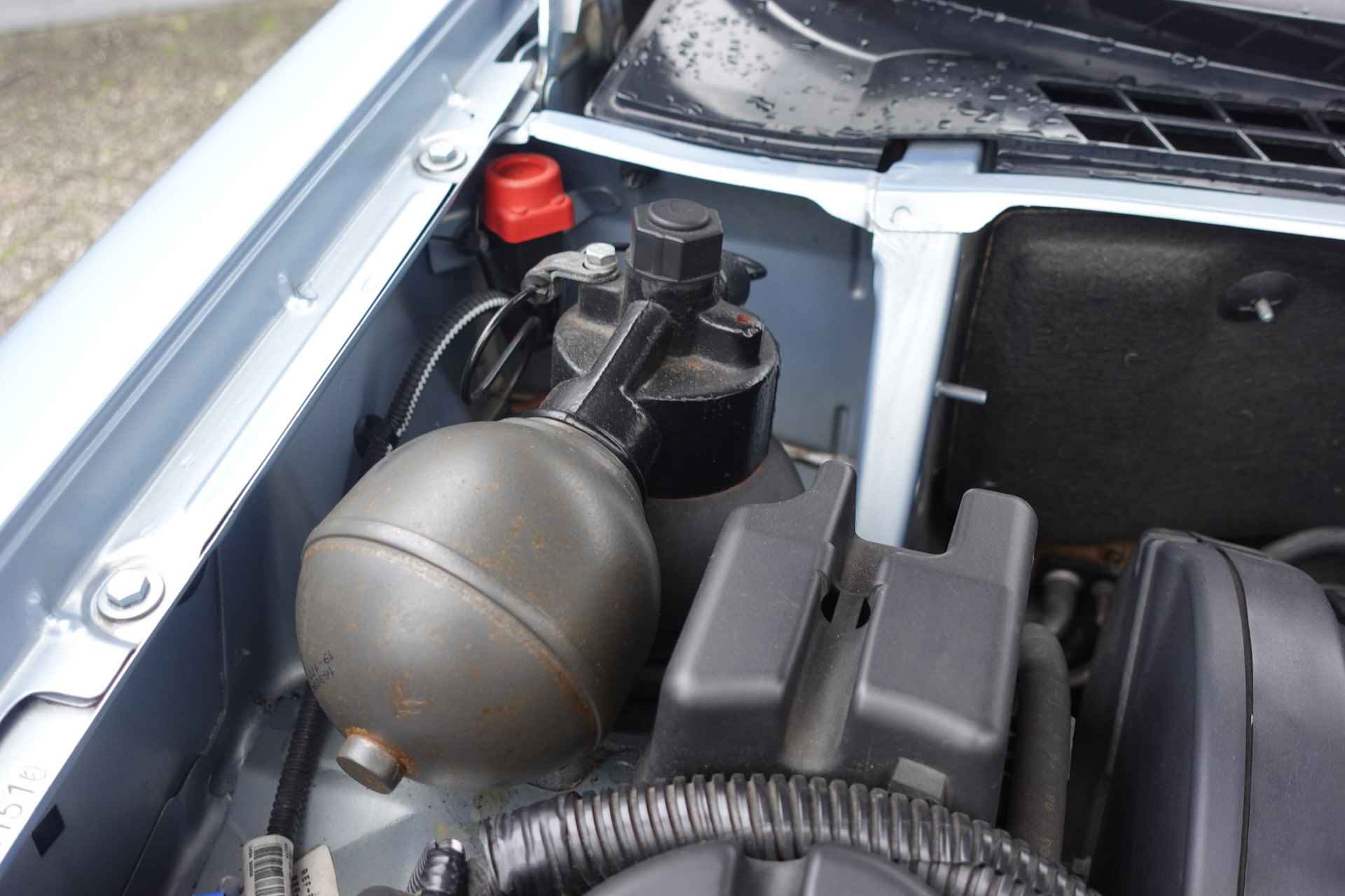 Citroën Xantia 1.8i-16V Millésime *Volledig gedocumenteerd* | *Uniek* | *Airco* | *Trekhaak* | *Liefhebber opgelet* - 31/45