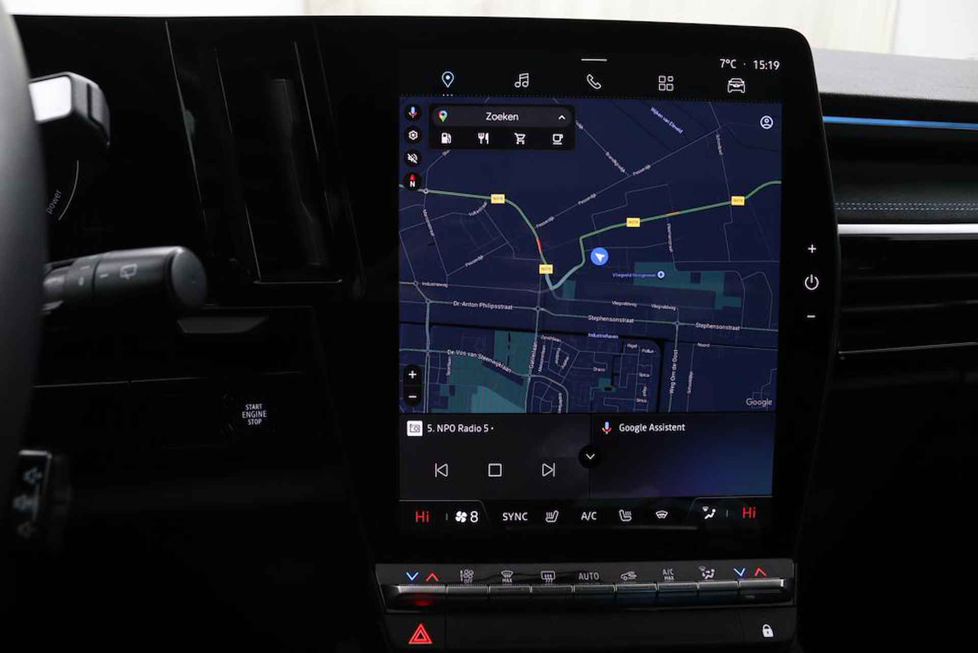 Renault Austral 1.2 E-Tech Hybrid 200 Techno Esprit Alpine | Achteruitrij camera | Stoelverwarming | Verwarmbare voorruit | Stuurwiel verwarming | Elektrisch verstelbare stoelen | Panorama dak | - 20/48