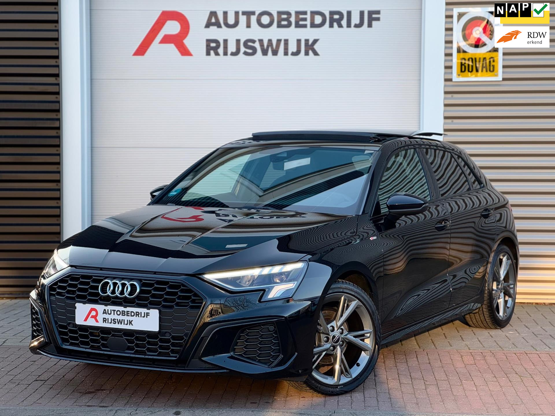 Audi A3 Sportback 35 TFSI S edition Pano/Matrix/AppleCarPlay