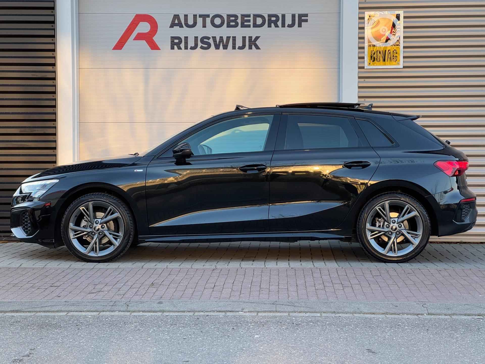 Audi A3 Sportback 35 TFSI S edition Pano/Matrix/AppleCarPlay - 2/26