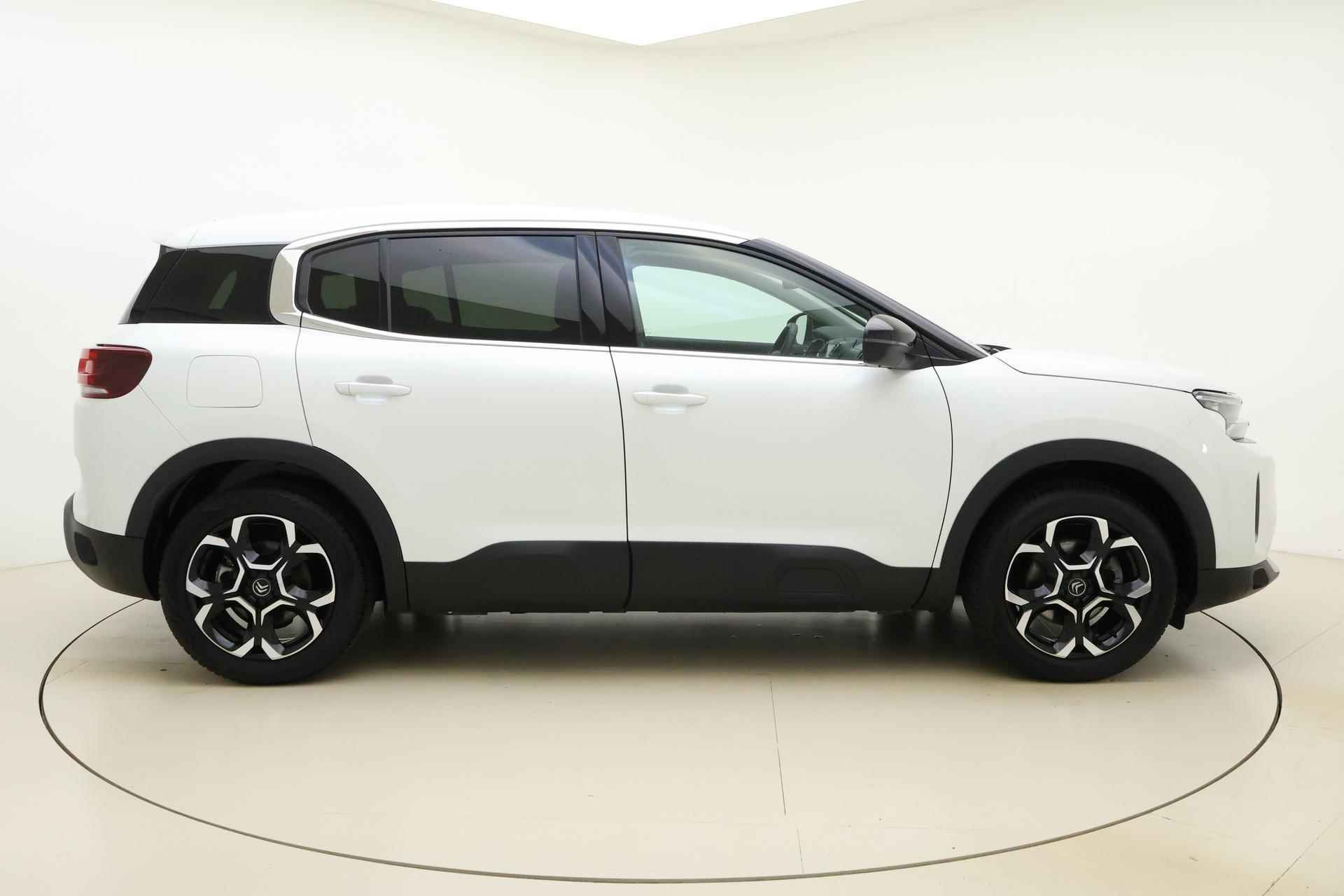 Citroen C5 Aircross 1.2 PureTech Feel 130 PK Automaat | Navigatie | Trekhaak | Weinig kilometers | Camera | Climate control | Keyless | Lichtmetalen velgen | Getint glas - 10/35