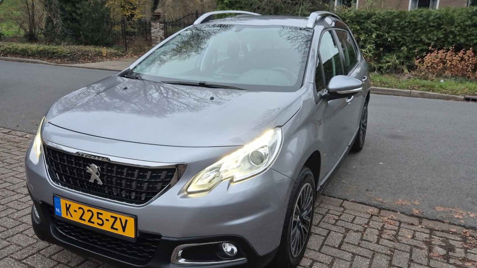 PEUGEOT 2008 1.2 Pure Tech Allure*Trekhaak*Navigatie* - 6/24