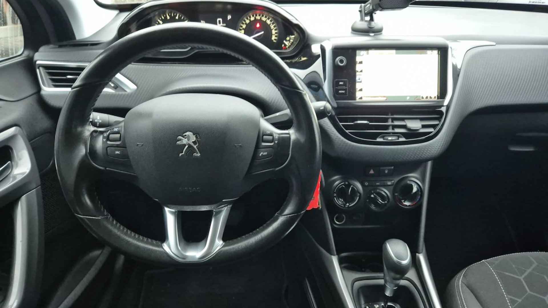 PEUGEOT 2008 1.2 Pure Tech Allure*Trekhaak*Navigatie* - 23/24