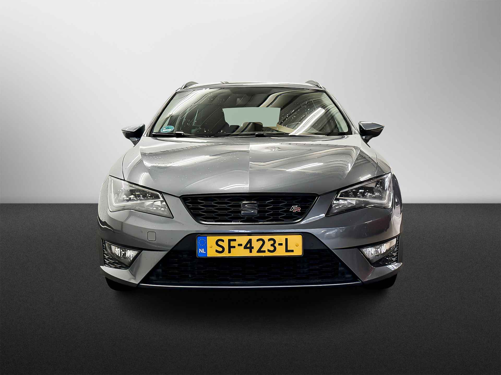 Seat Leon 1.4 TSI 122PK FR BUSINESS FULL LED NAVI PDC ECC TREKHAAK - 2/6