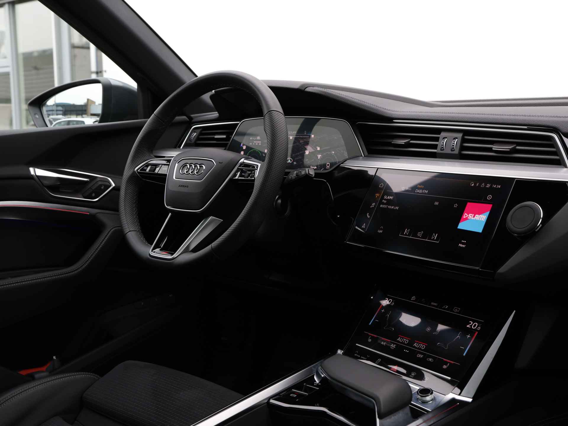 Audi Q8 e-tron 55 quattro S Edition 408 pk | Panoramadak | Elek. stoelen | Keyless | Camera | Matrix LED | Verwarmde voorstoelen | - 7/51