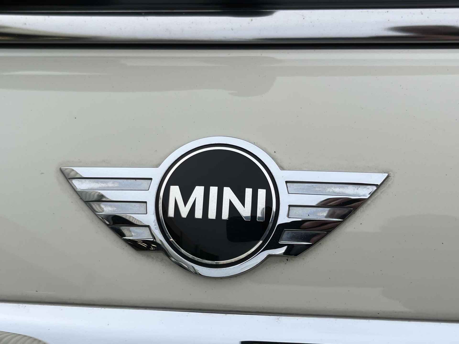 Mini One 1.6 Chili | NL Auto/2e Eig./Navi/Pano-dak/16"/Privacy Glass - 41/63