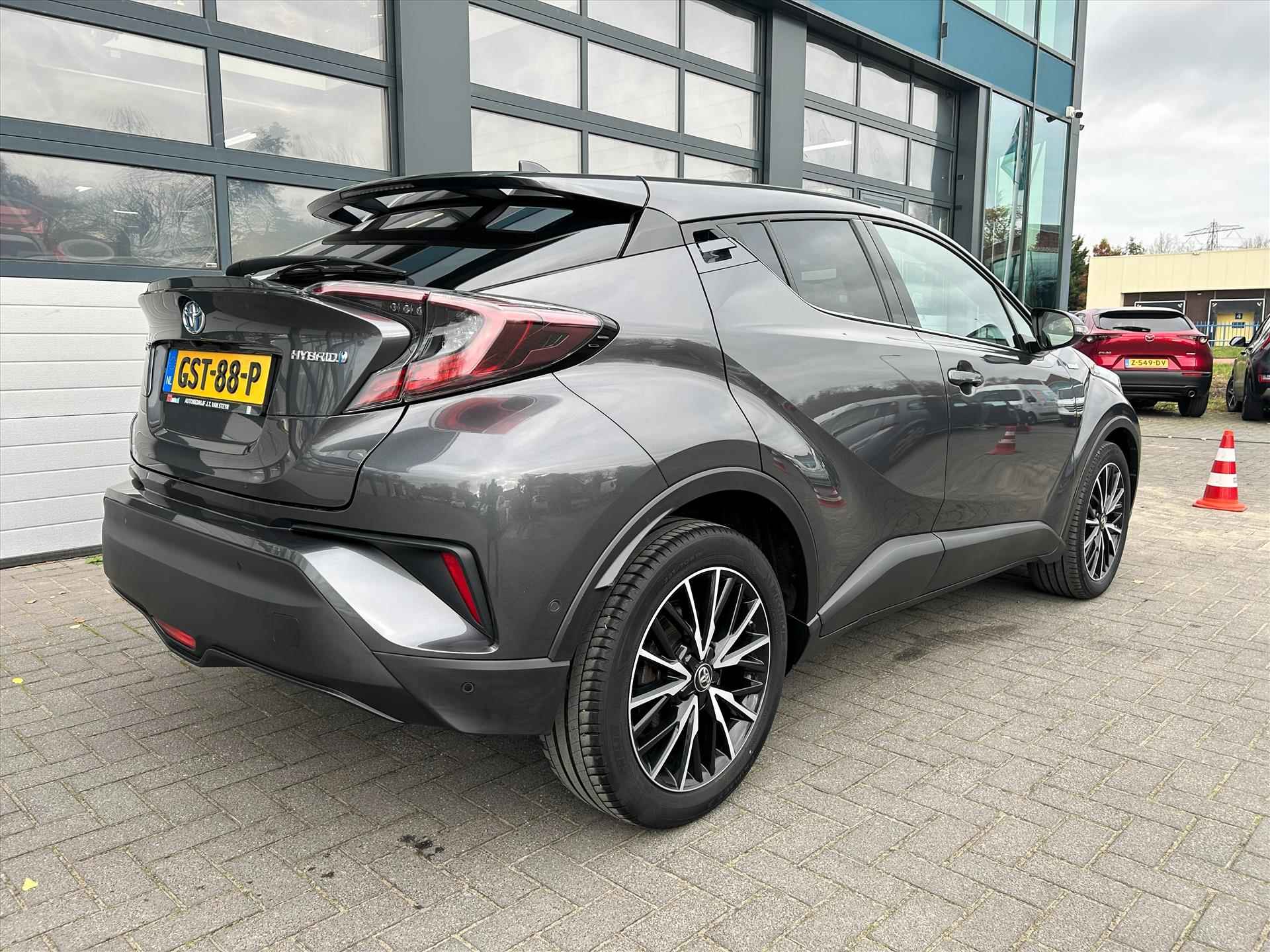 Toyota C-Hr 1.8 Hybrid 122pk, Carplay, Winterpakket, Camera - 11/37