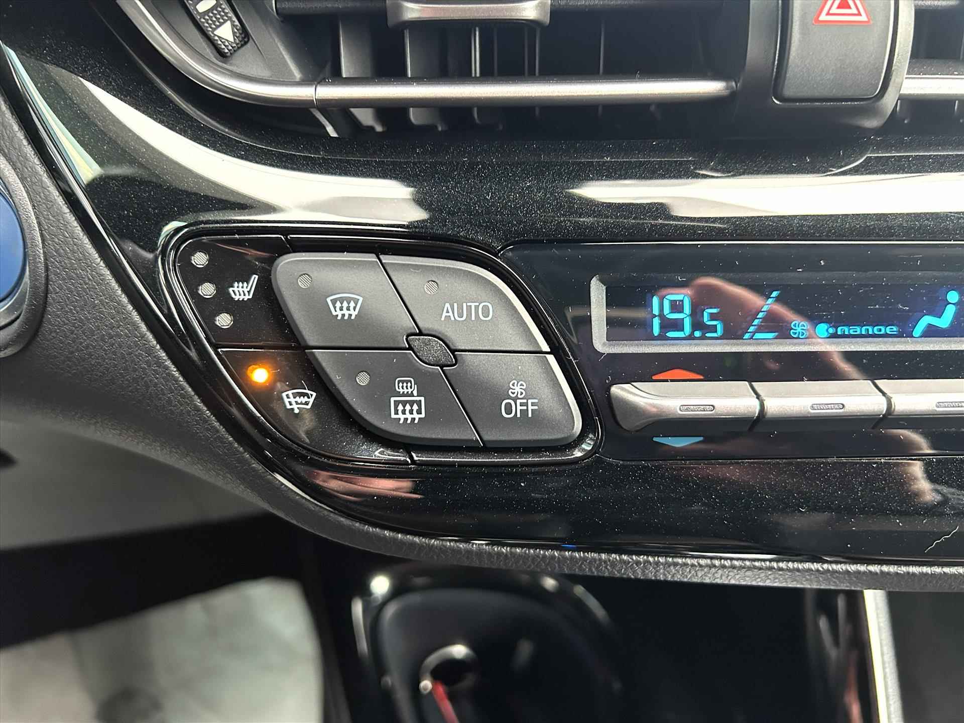 Toyota C-Hr 1.8 Hybrid 122pk, Carplay, Winterpakket, Camera - 22/37