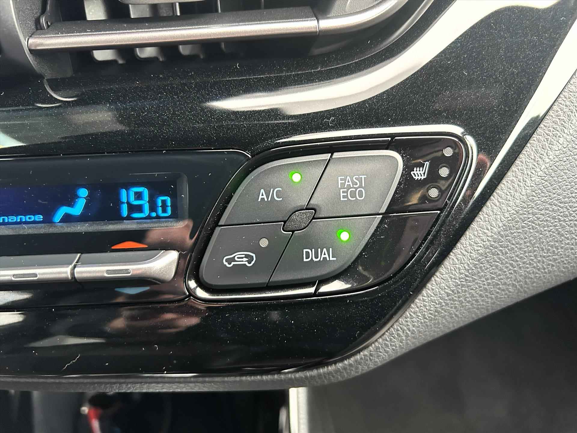 Toyota C-Hr 1.8 Hybrid 122pk, Carplay, Winterpakket, Camera - 23/37