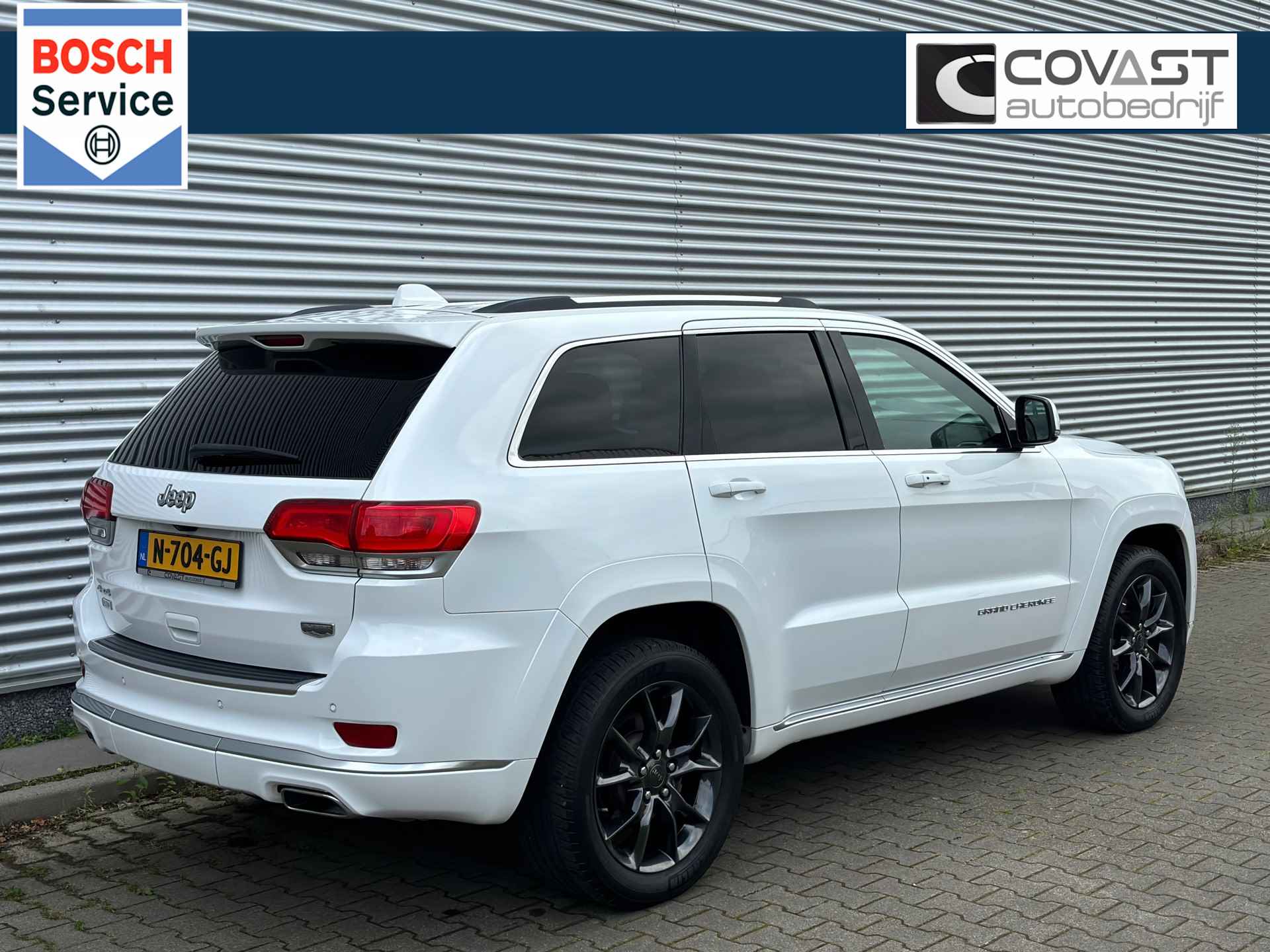 Jeep Grand Cherokee 5.7 Summit LPG | Pano | Harman Kardon | Bi Xenon| Trekhaak | - 9/47